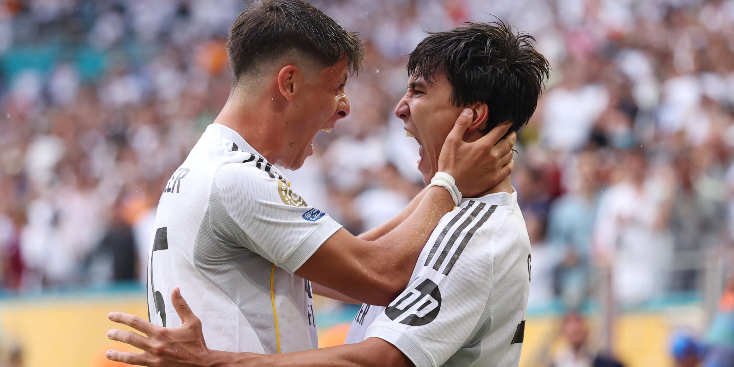 Gonzalo García, a la dreta, celebrant el seu gol contra la Juventus | Europa Press