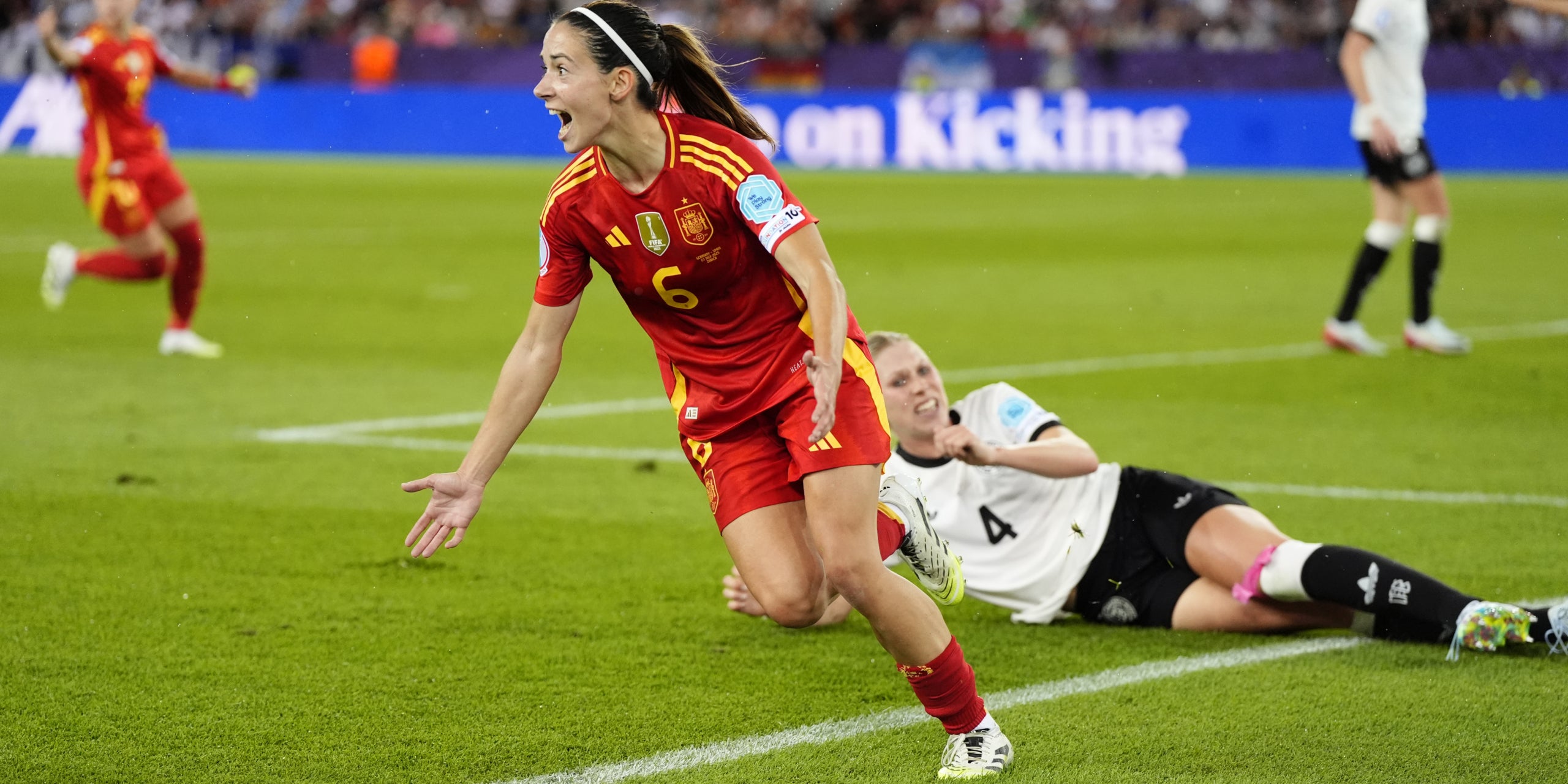 Aitana Bonmatí celebra el seu gol contra la selecció alemanya | Europa Press