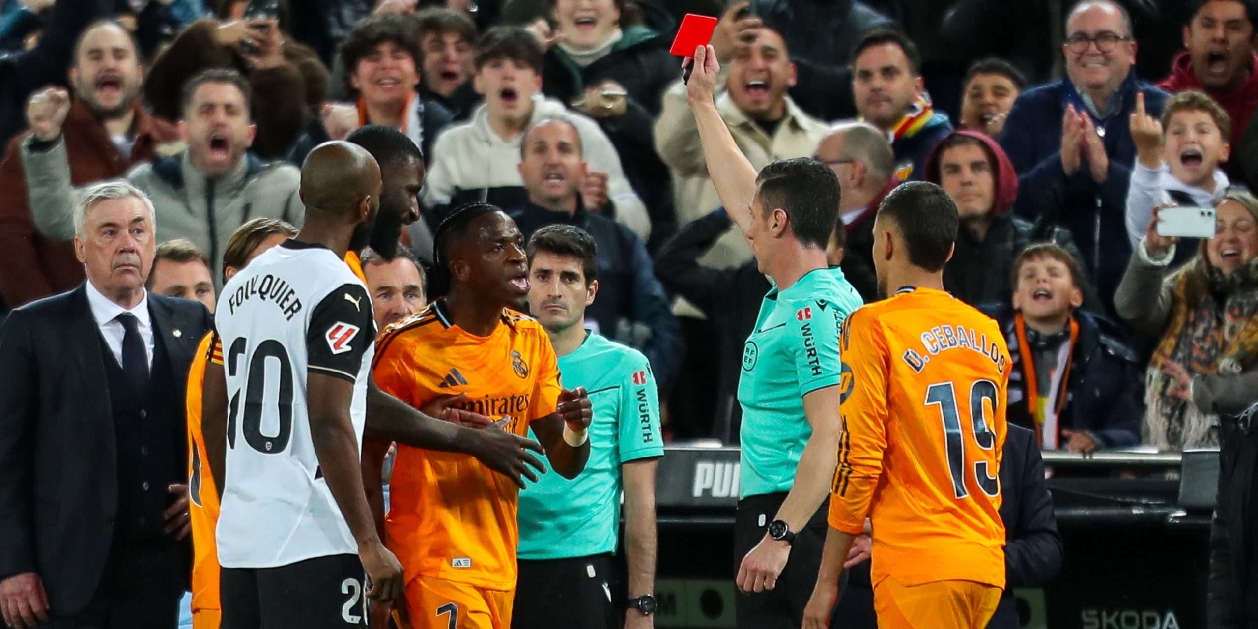 Vinicius Jr., expulsat a Mestalla | Europa Press