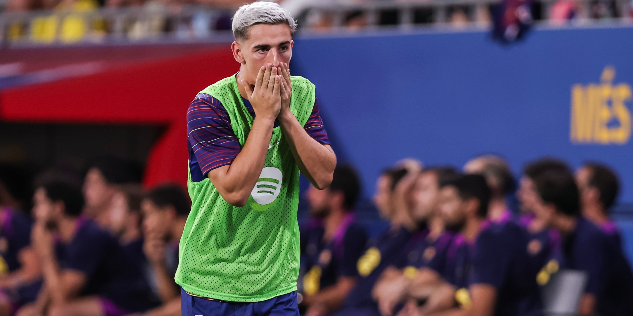 Gavi, durant un escalfament amb el Barça | Europa Press