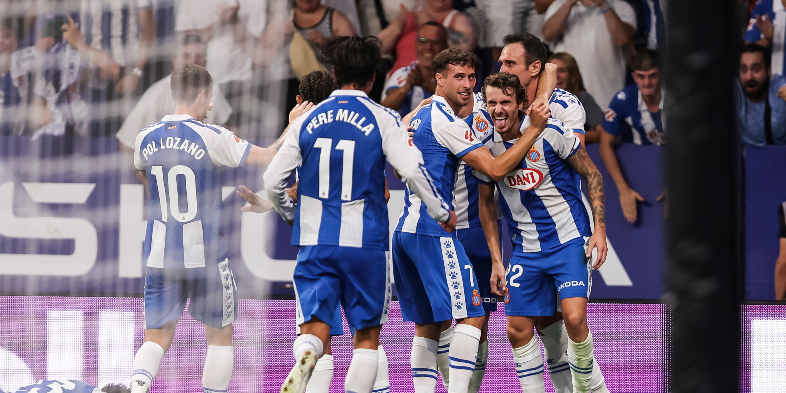 Els jugadors de l'Espanyol, celebrant el gol de la victòria davant l'Osasuna | Europa Press