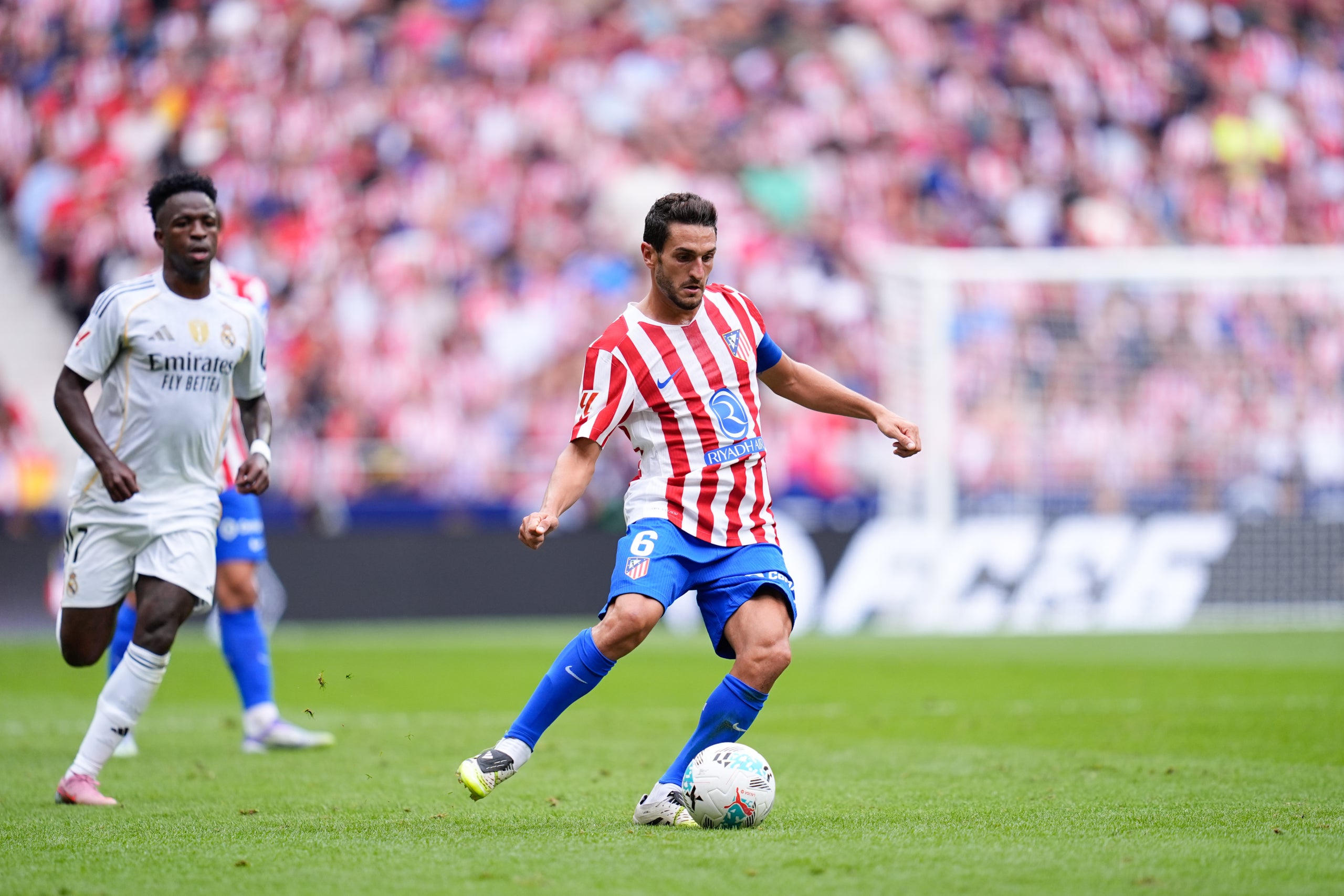Koke i Vinicius, durant el derbi madrileny | Europa Press
