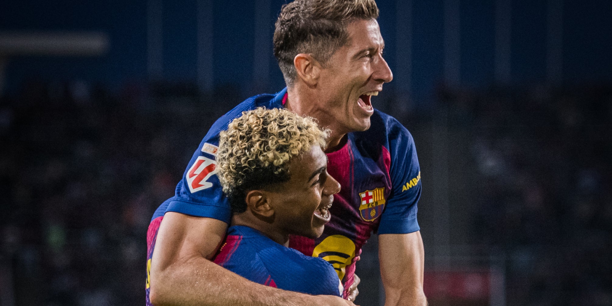 Lamine Yamal i Robert Lewandowski, celebrant el segon gol del Barça | FC Barcelona