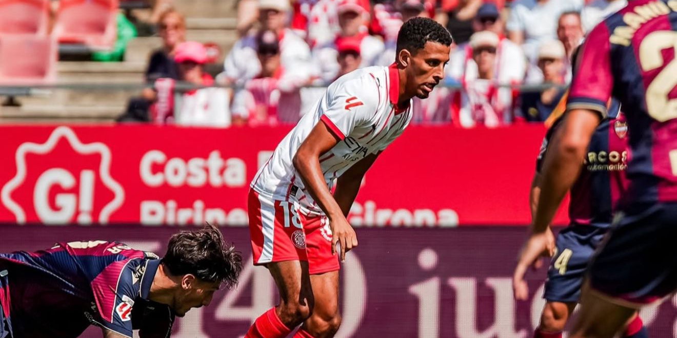 Azzedine Ounahi, nuevo fichaje del Girona, durante el partido ante el Levante