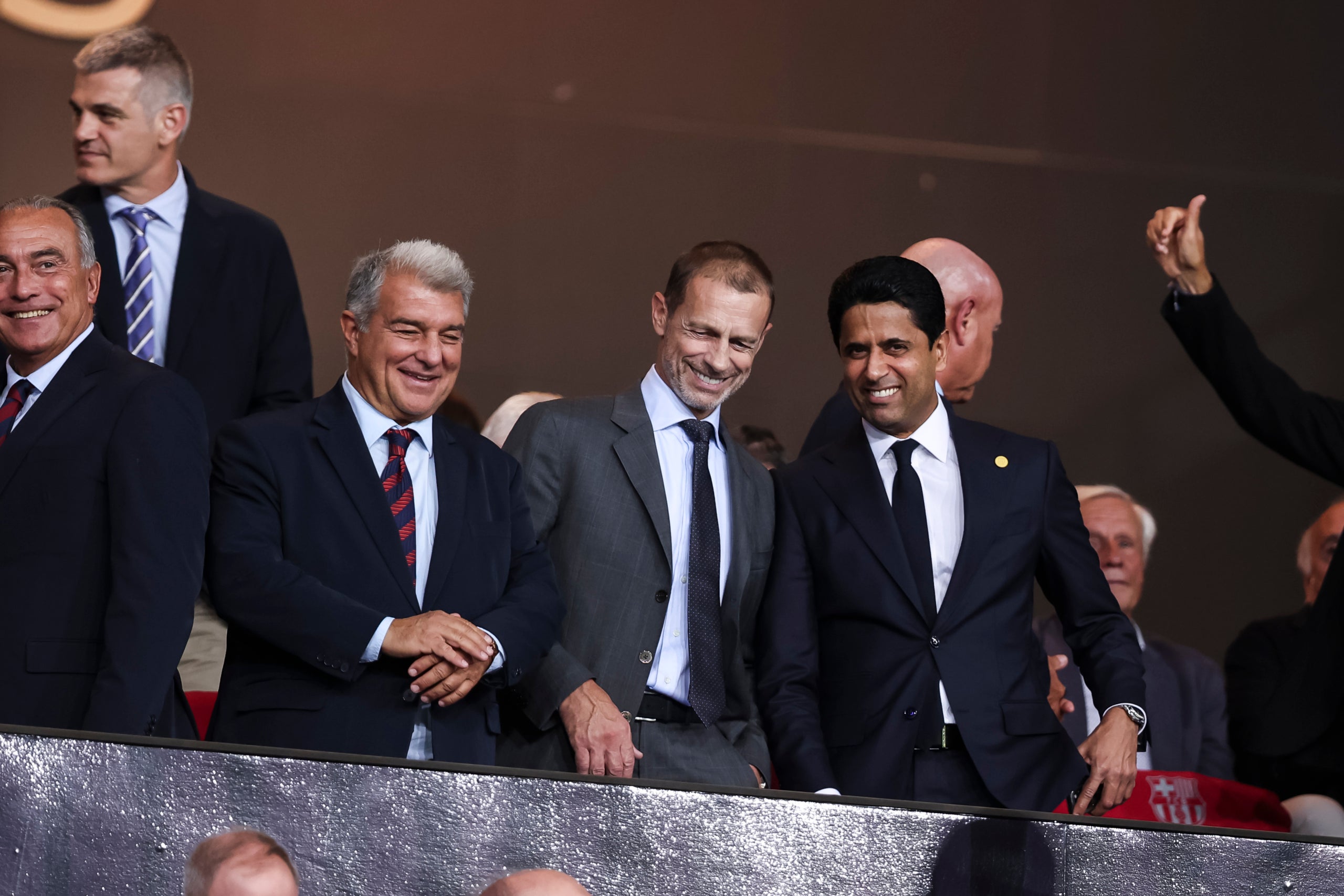 (Foto de ARCHIVO)
Joan Laporta, President of FC Barcelona, Nasser Al-Khelaïfi, President of Paris Saint-Germain and Aleksander Ceferin, President of UEFA during the UEFA Champions League 2025/26 League Phase MD2, match between FC Barcelona and Paris Saint-Germain at Estadi Olimpic Lluis Companys on October 01, 2025 in Barcelona, Spain.
Javier Borrego / AFP7 / Europa Press
01/10/2025 ONLY FOR USE IN SPAIN
