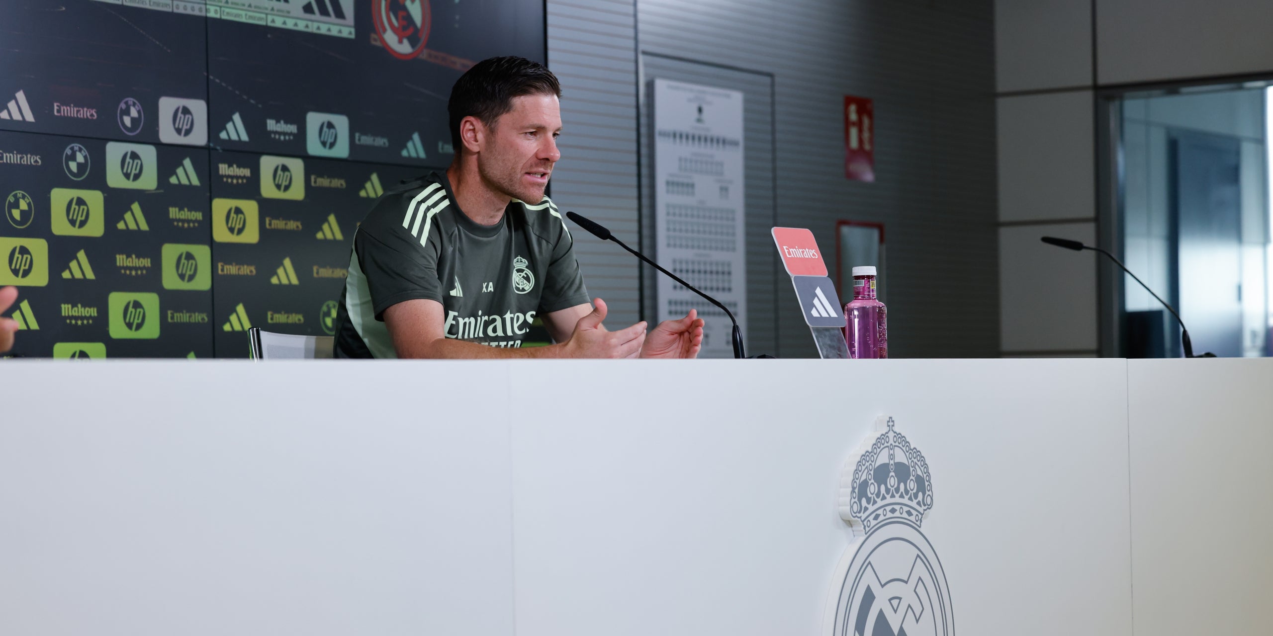 Xabi Alonso, durante una rueda de prensa | Europa Press
