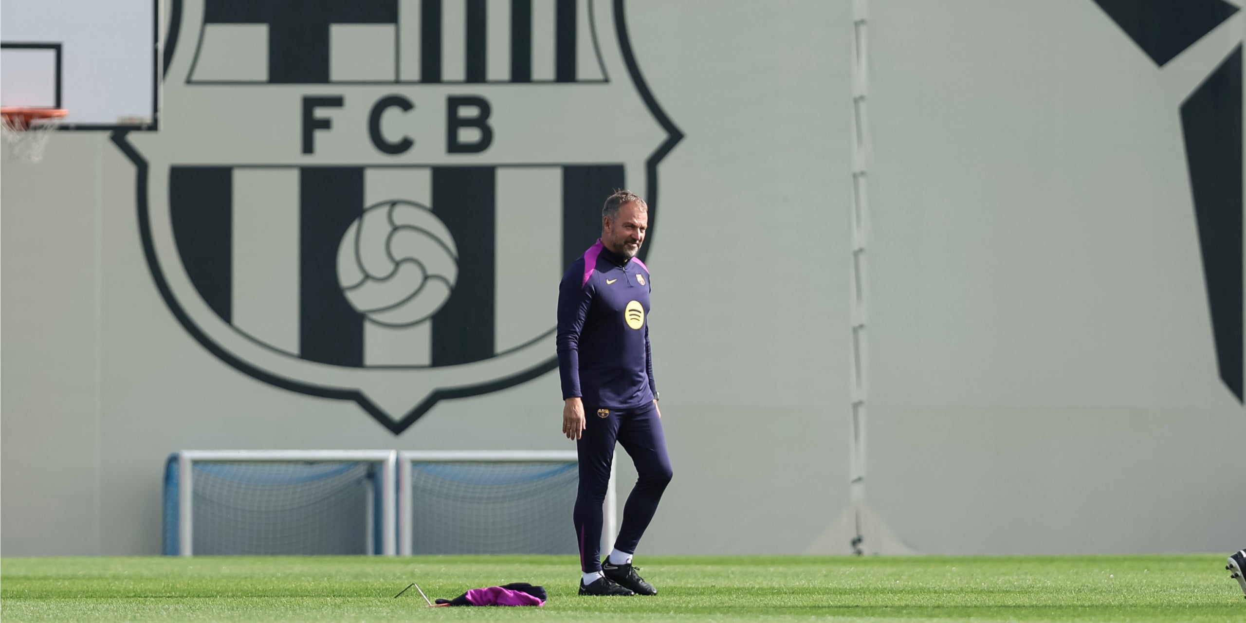 Hansi Flick, durant un entrenament del Barça | Europa Press