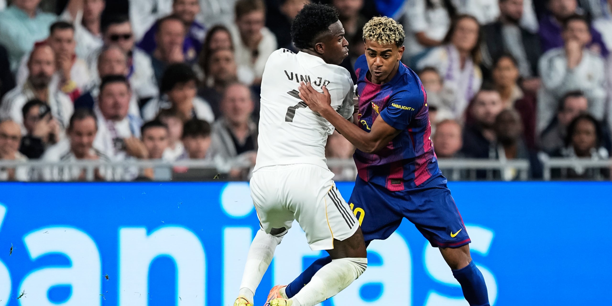 Vinicius i Lamine Yamal, durant el clàssic | Europa Press