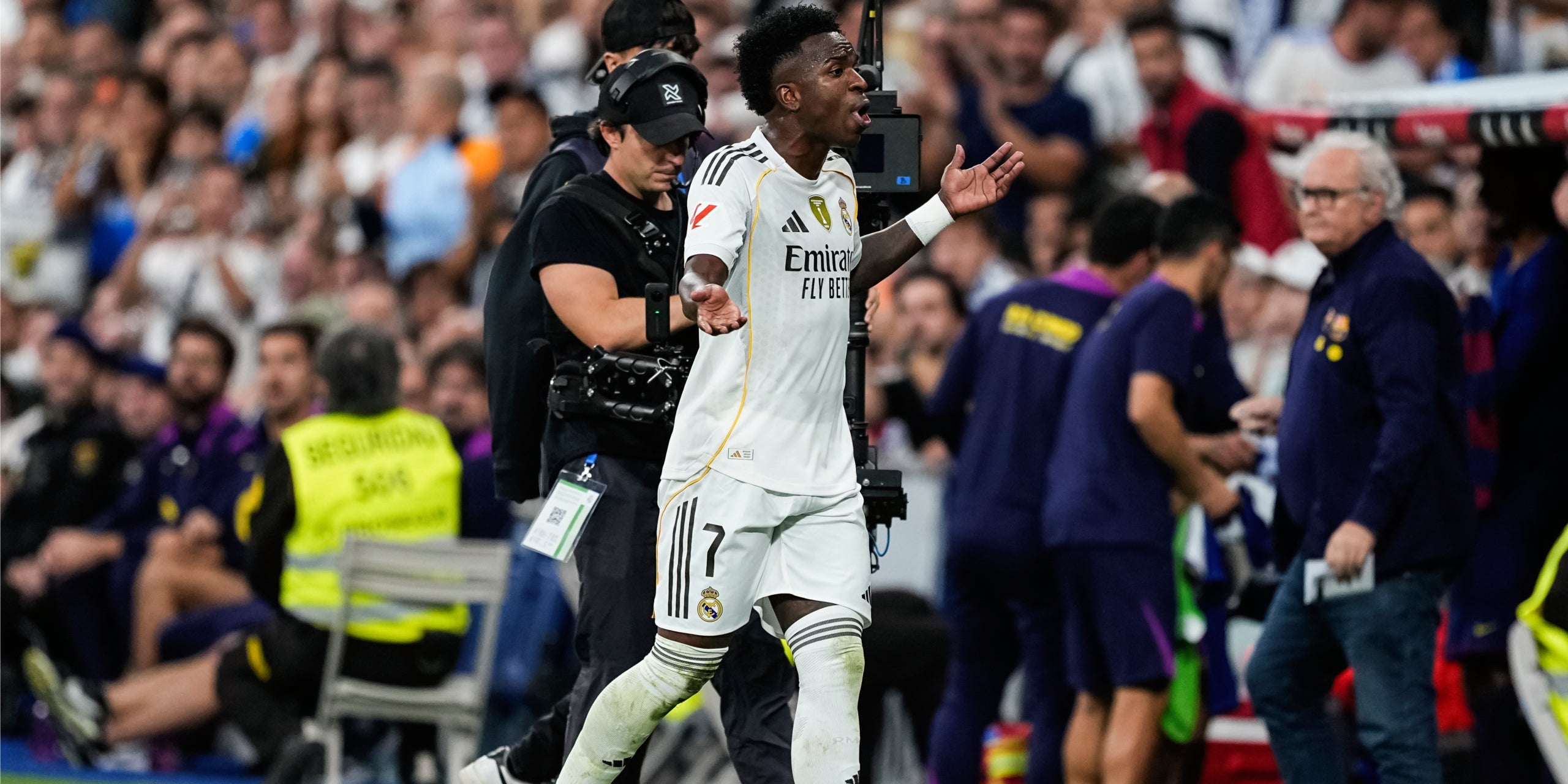 Vinicius Jr., marxant enfadat del clàssic | Europa Press