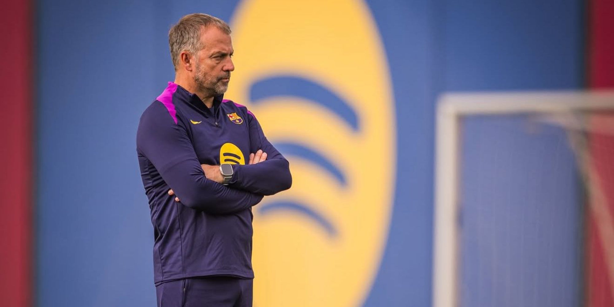 Hansi Flick durant l'entrenament previ al derbi català | FCBarcelona