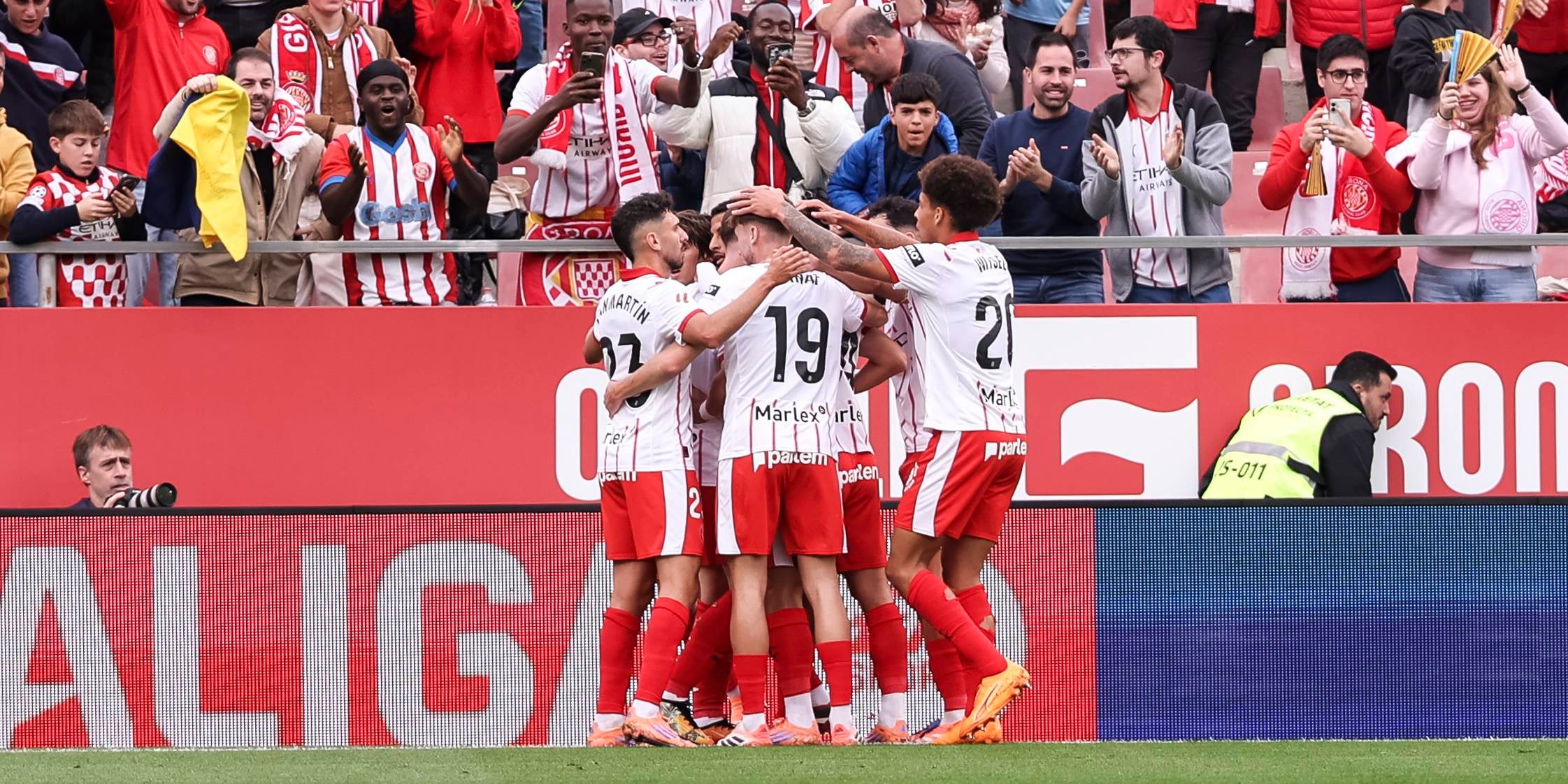 Els jugadors del Girona celebren el gol de Viktor Tsygankov durant el partit contra l'Alabès | Europa Press