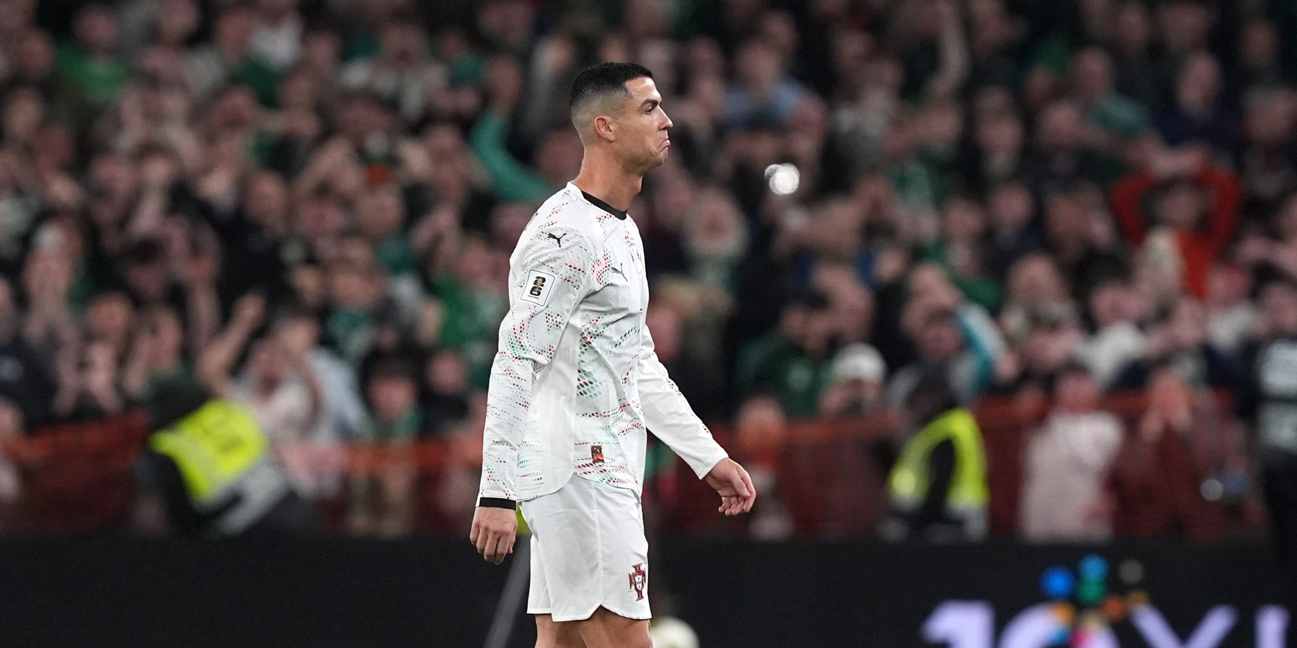 La reacción sarcástica de Cristiano Ronaldo después de ser expulsado | Europa Press