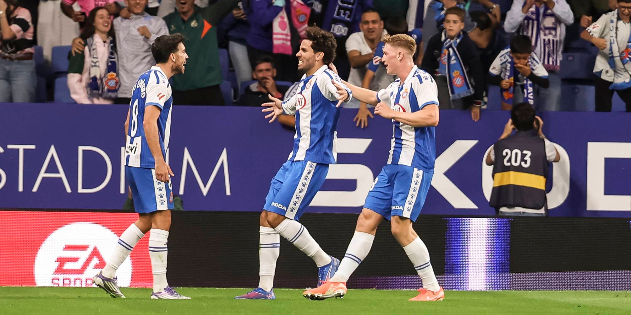 Leandro Cabrera of RCD Espanyol celebrates a goal during the Spanish league, La Liga EA Sports, football match played between RCD Espanyol and Valencia CF at RCDE Stadium on September 23, 2025 in Cornella, Barcelona, Spain.