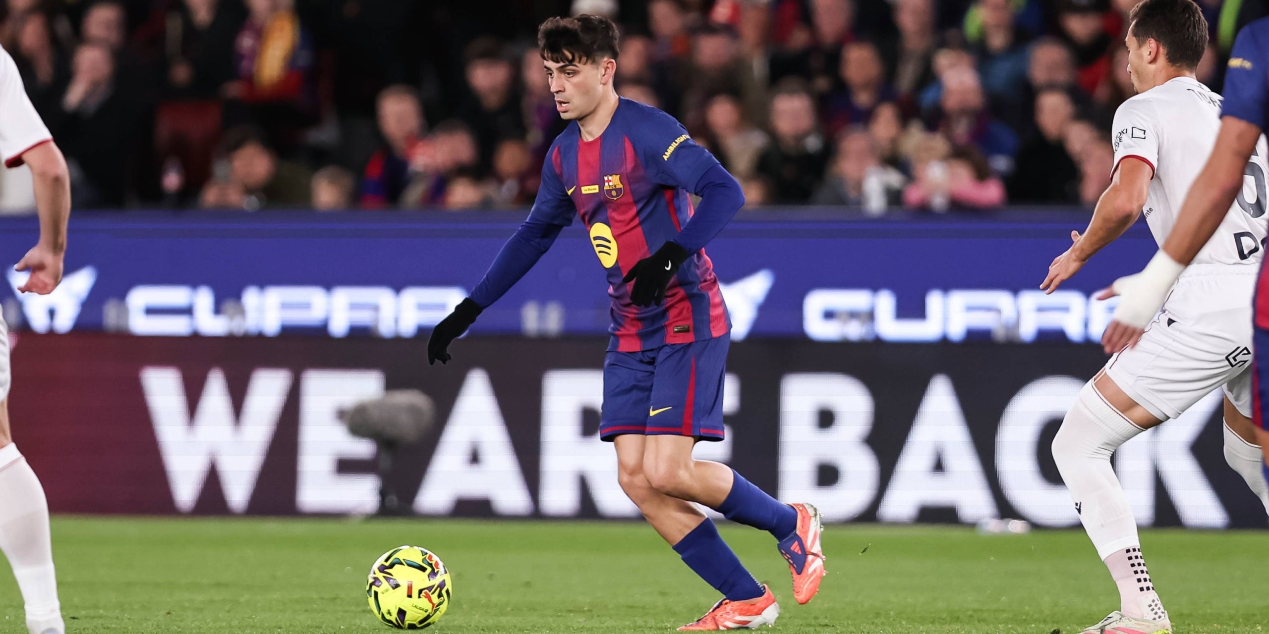 Pedri durant el Barça-Osasuna de Lliga | Europa Press