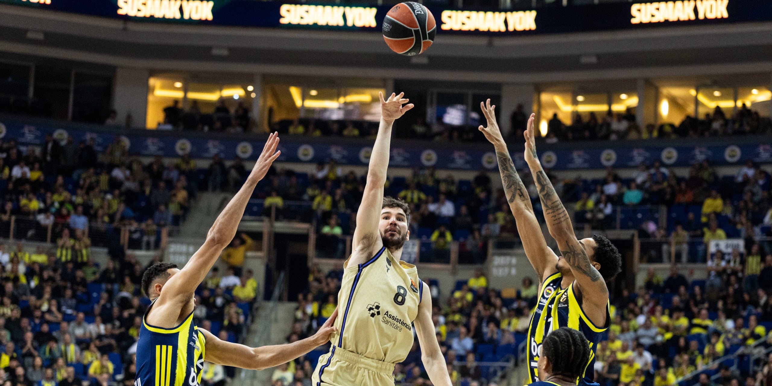 Darío Brizuela, durant el Fenerbahce-Barça d'Eurolliga | FC Barcelona