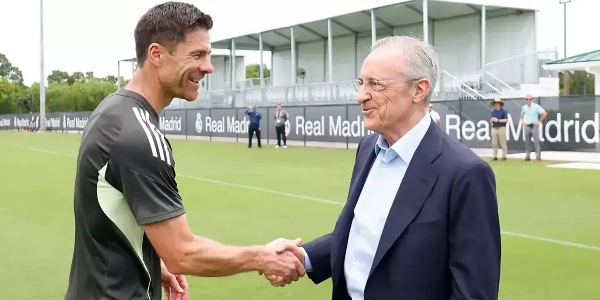 Xabi Alonso i Florentino Pérez, en una imatge d'arxiu | Real Madrid CF