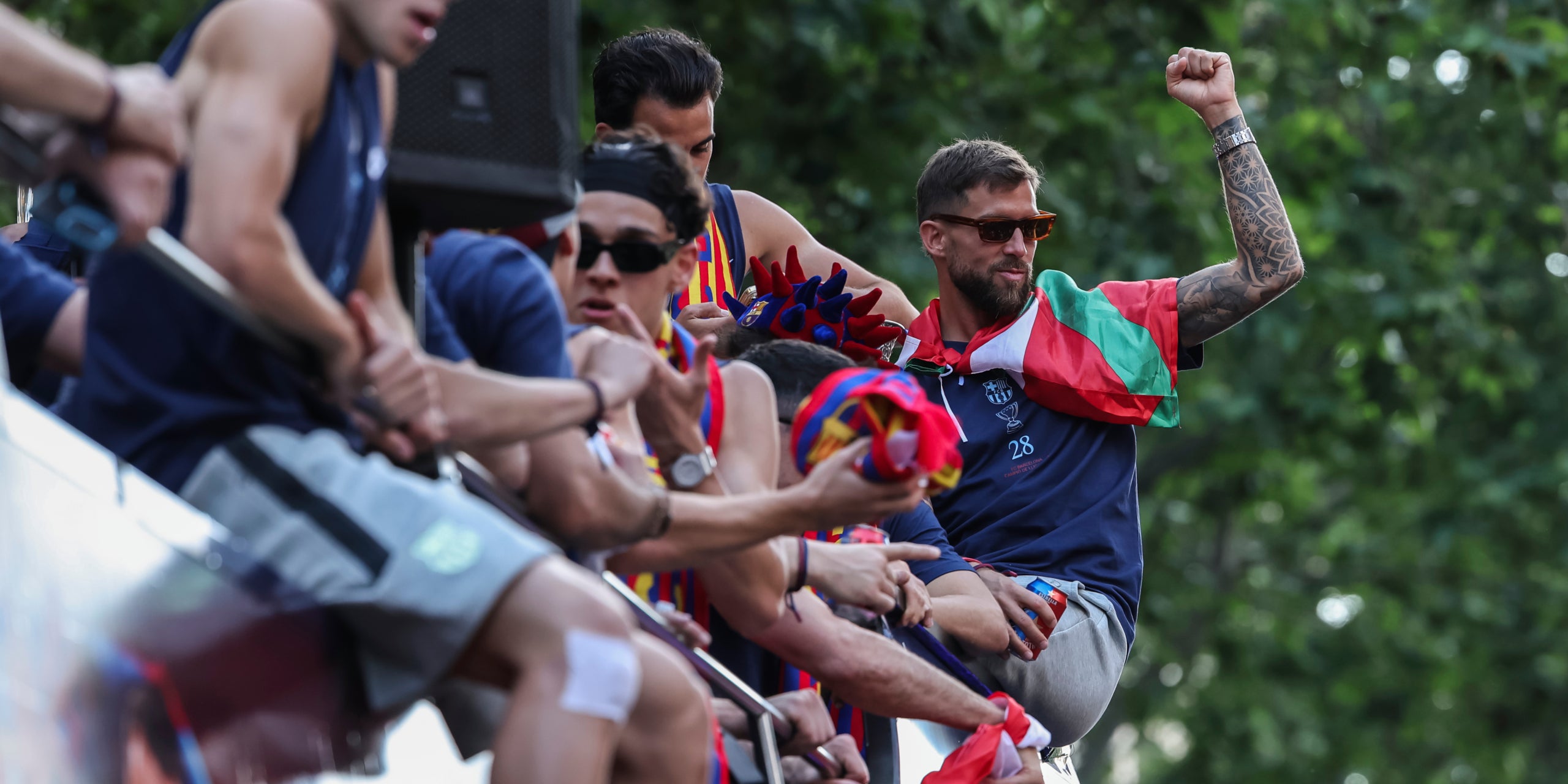 Iñigo Martínez, celebrant els títols del Barça de la temporada passada | Europa Press