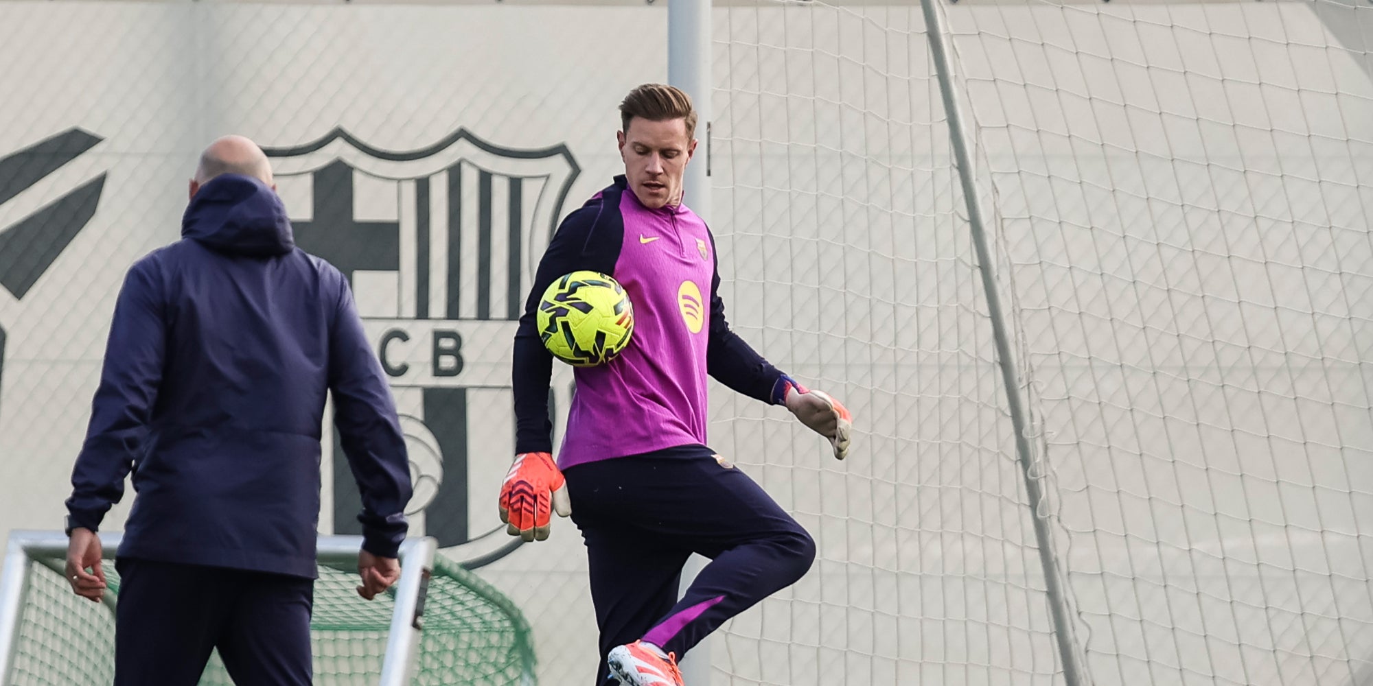 Ter Stegen, durant un entrenament amb el Barça | Europa Press
