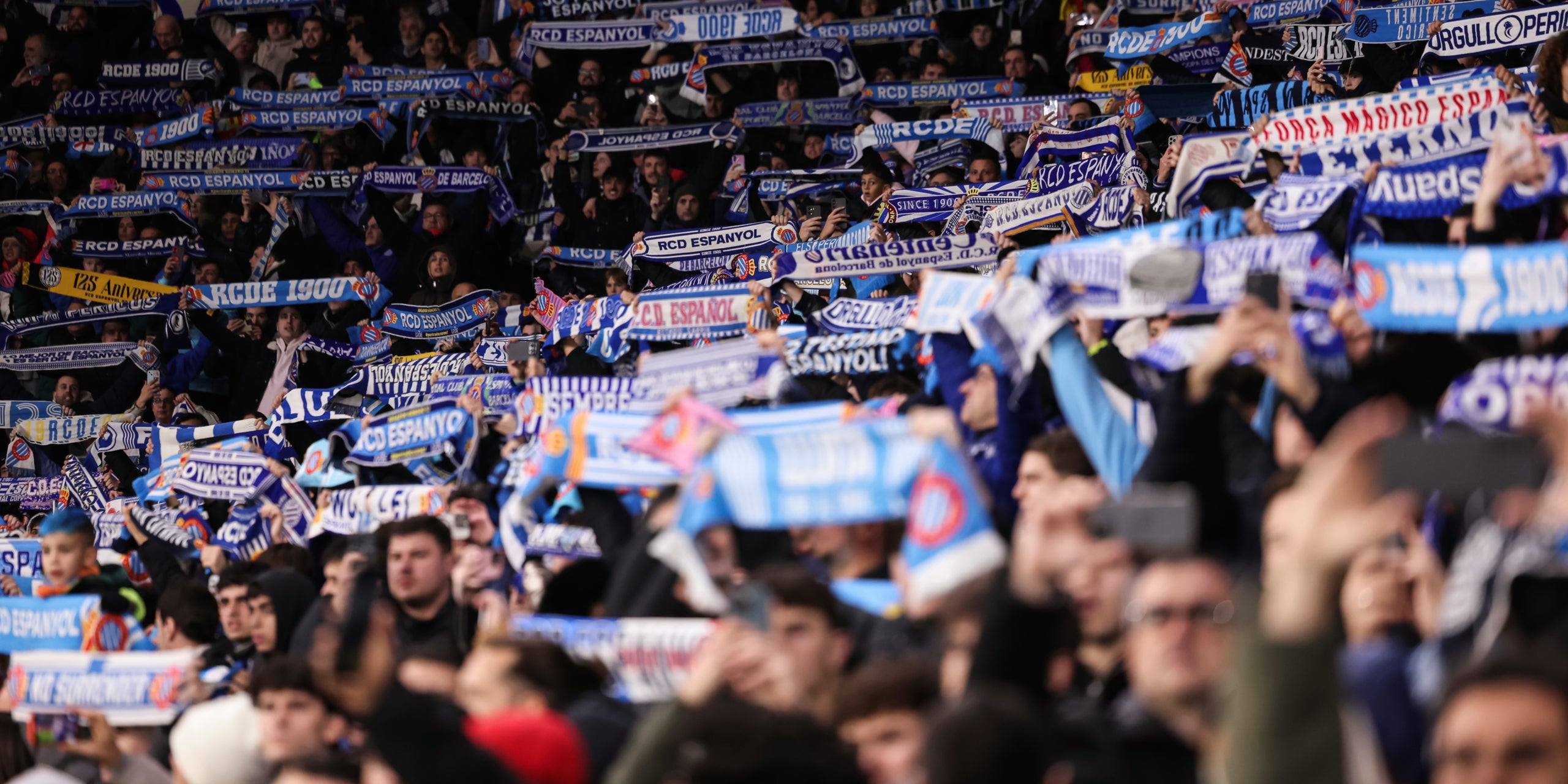 L'afició de l'Espanyol, durant el derbi | Europa Press