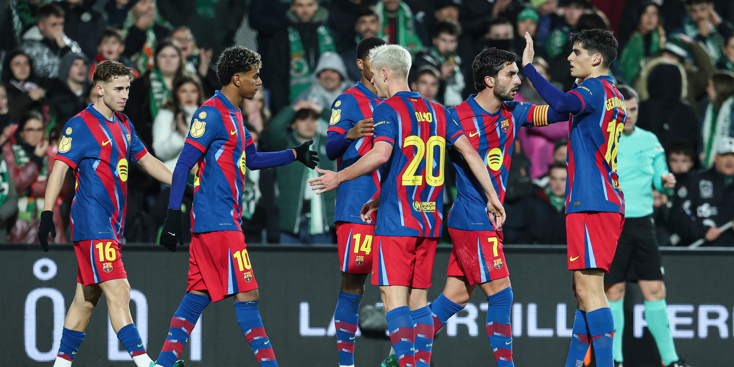 Els jugadors del Barça, celebrant un gol contra el Racing a la Copa | Europa Press