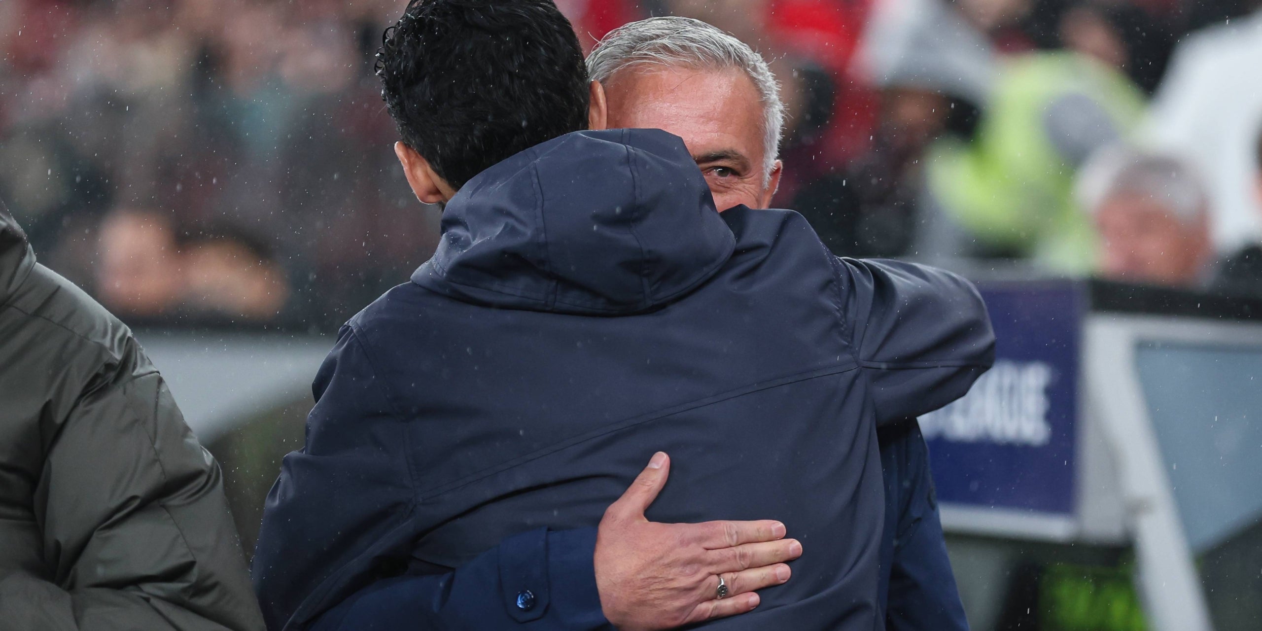 Álvaro Arbeloa i José Mourinho, durant l'últim Benfica-Madrid | Europa Press