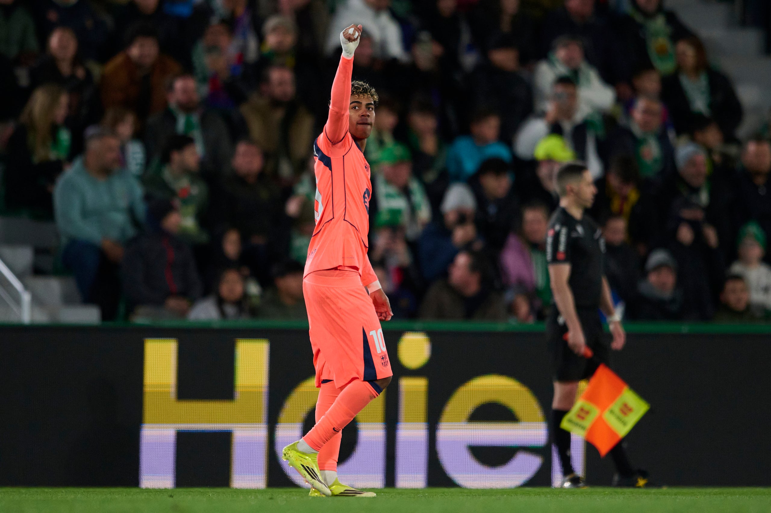 Lamine Yamal, celebrant el seu gol contra l'Elx | Europa Press