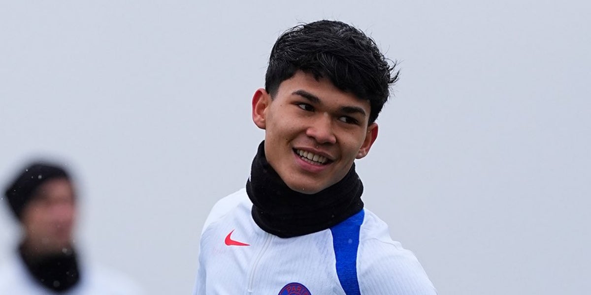 Dro Fernández, durant un entrenament amb el PSG | PSG