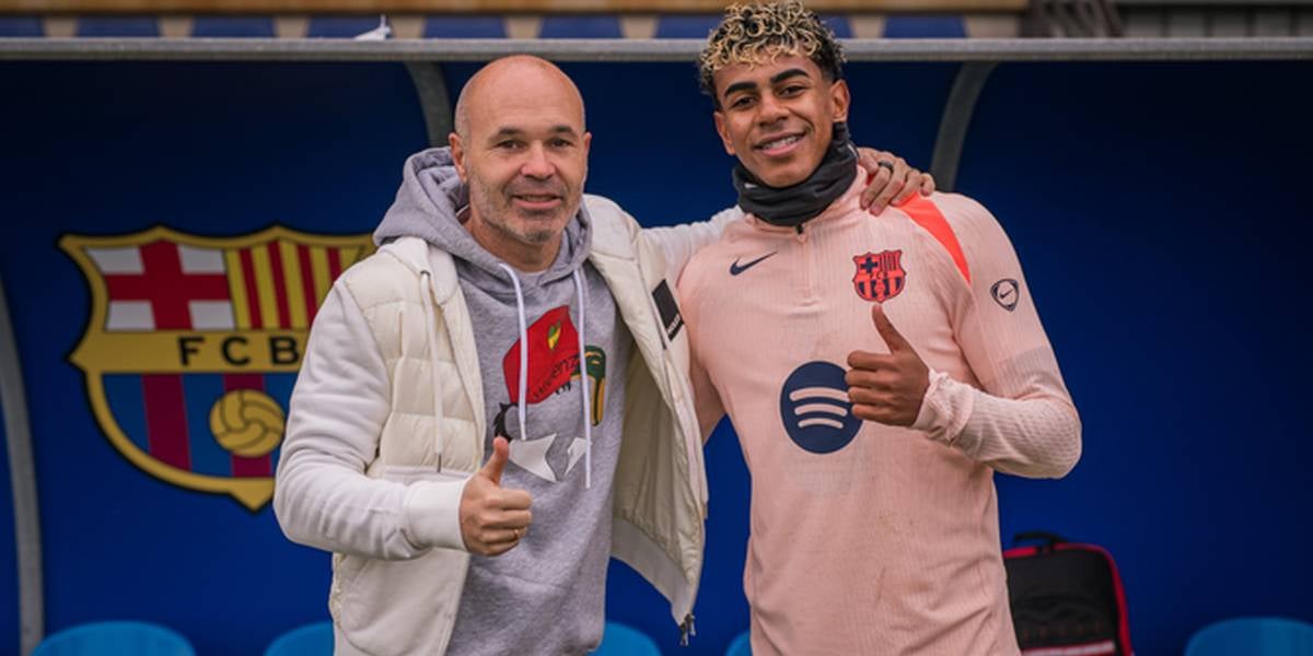 Andrés Iniesta i Lamine Yamal, en una imatge d'arxiu | FC Barcelona