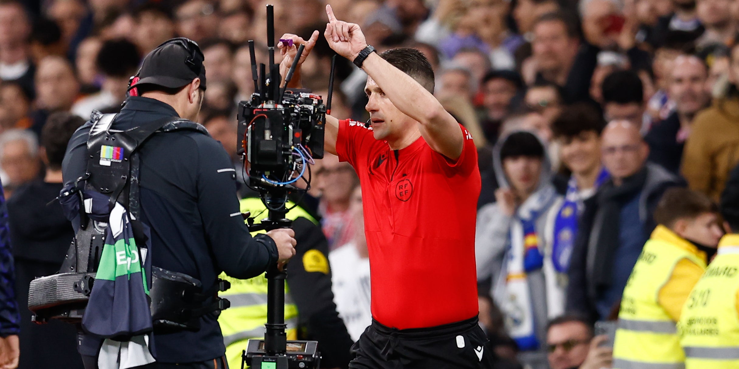 L'àrbitre Díaz de Mera, en una imatge d'arxiu | Europa Press