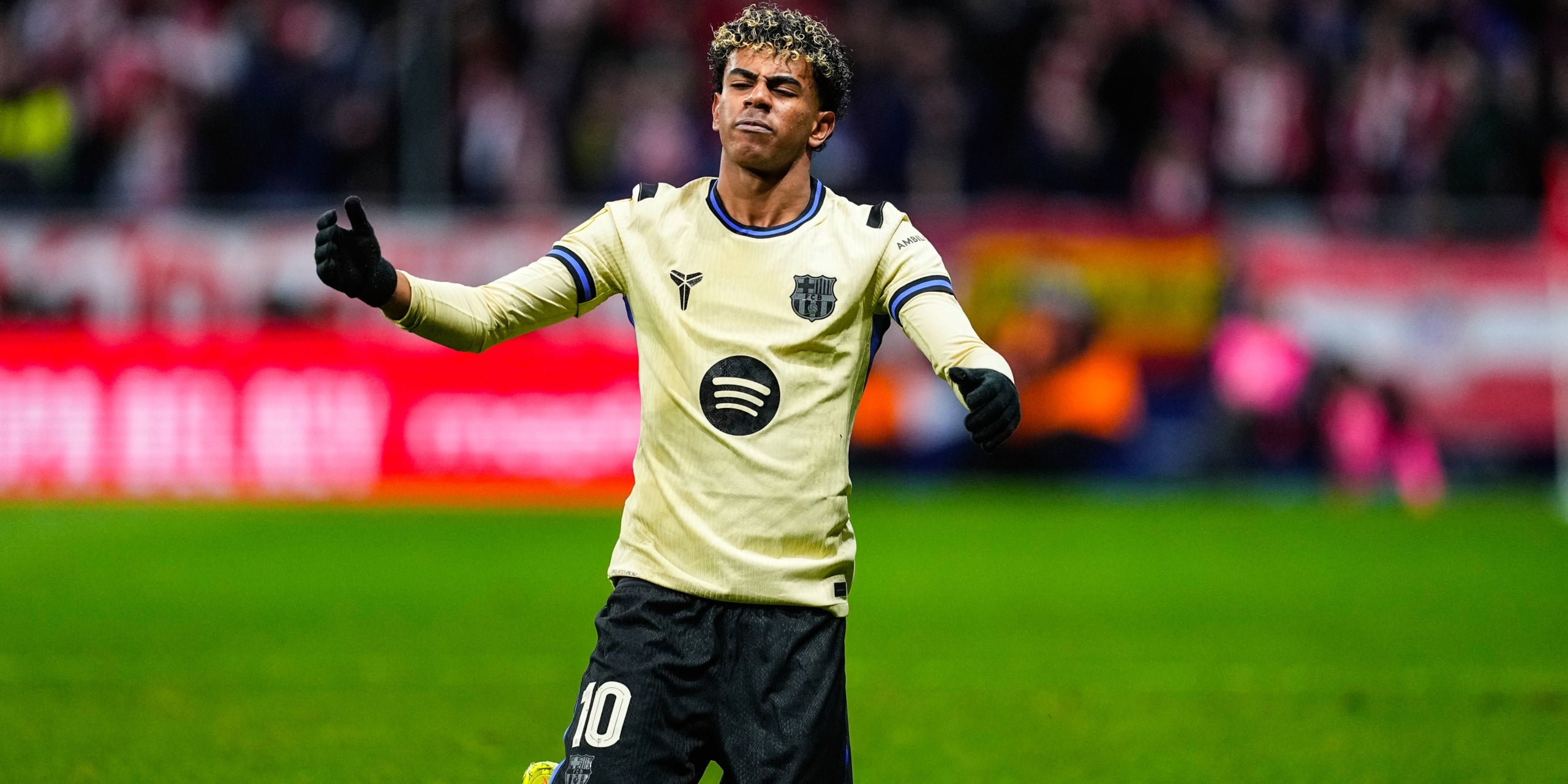 Lamine Yamal, lamentant-se durant l'Atlètic de Madrid-Barça | Europa Press