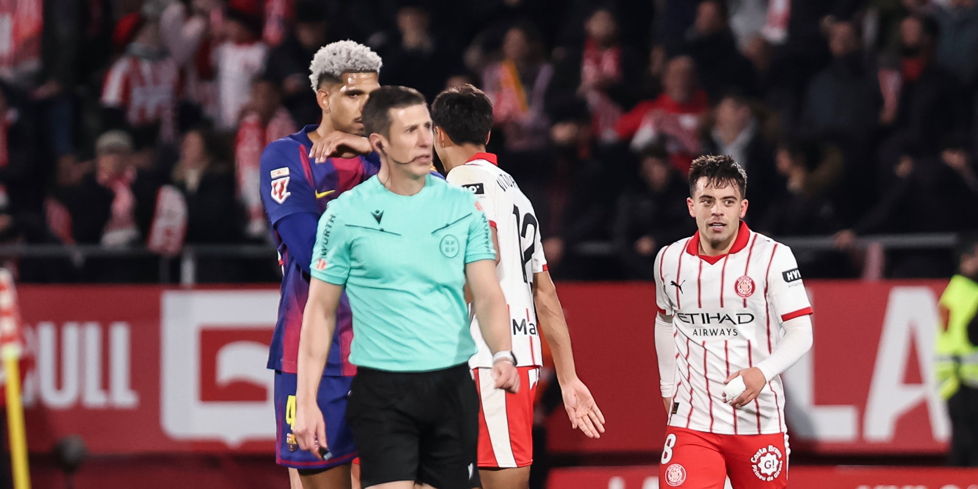 L'àrbitre César Soto Grado, durant el Girona-Barça de Lliga | Europa Press