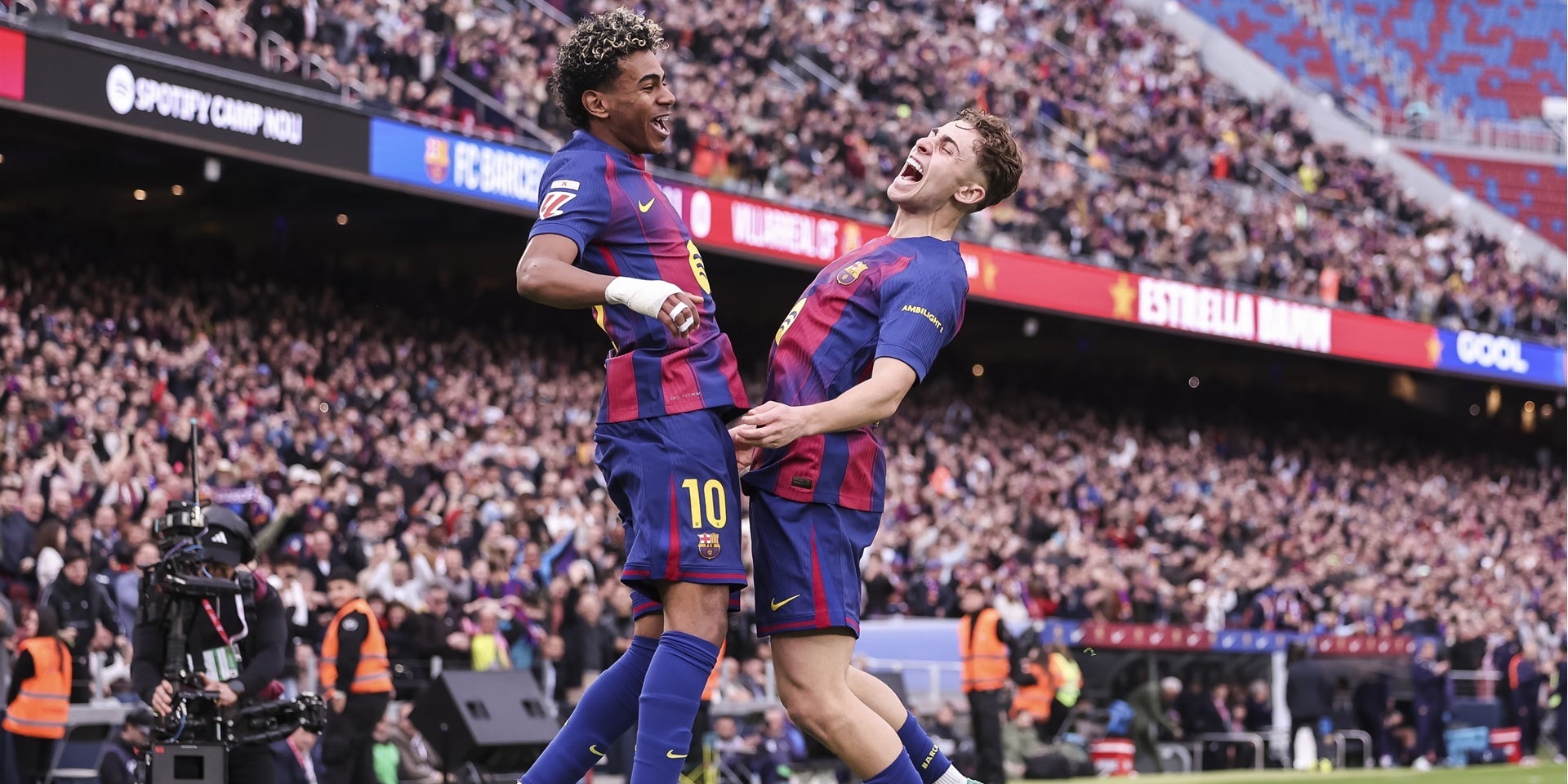 Lamine i Fermín celebren el gol del Barça | Europa Press