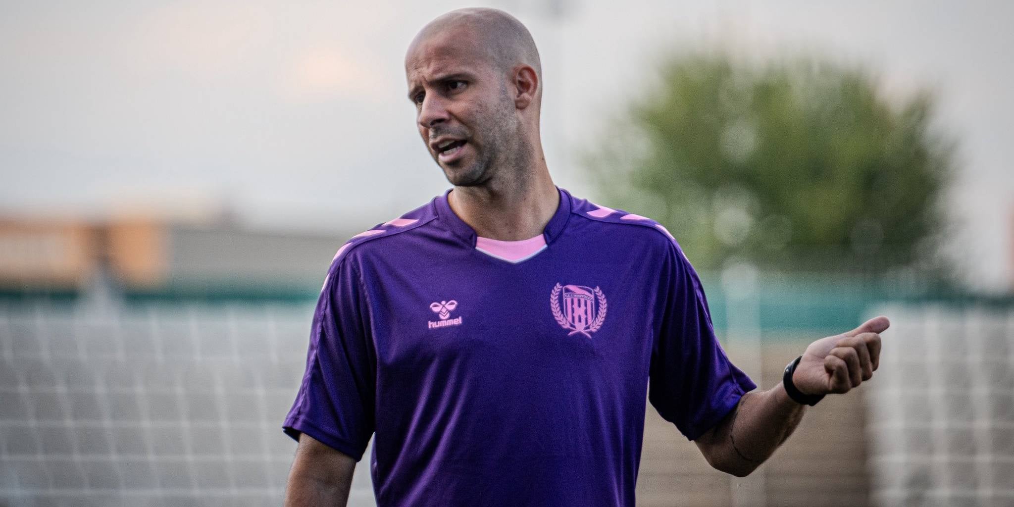 Cristian Gómez, durant un entrenament amb l'Hospitalet | CE Hospitalet