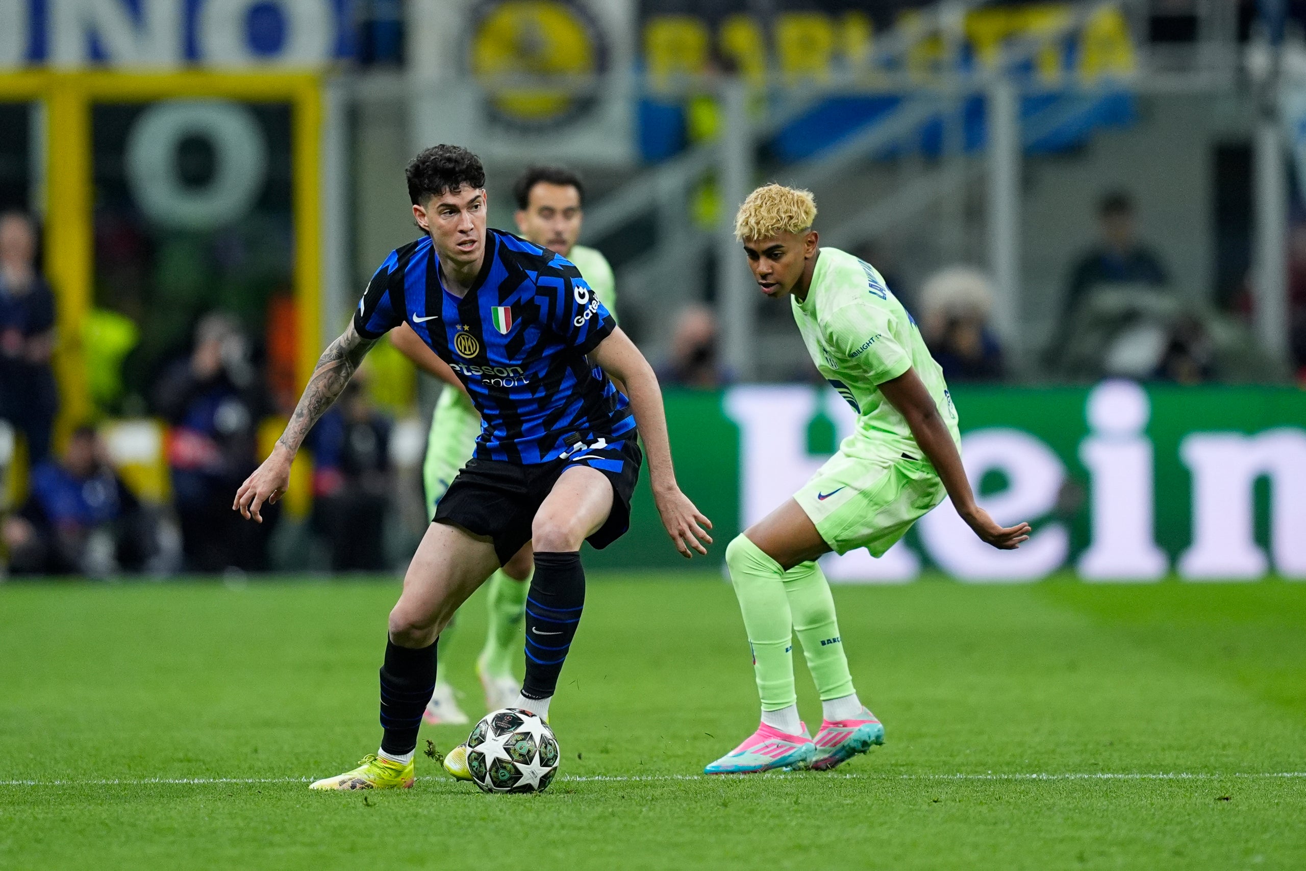 Alessandro Bastoni en l'eliminatòria de semifinals contra el Barça | Europa Press