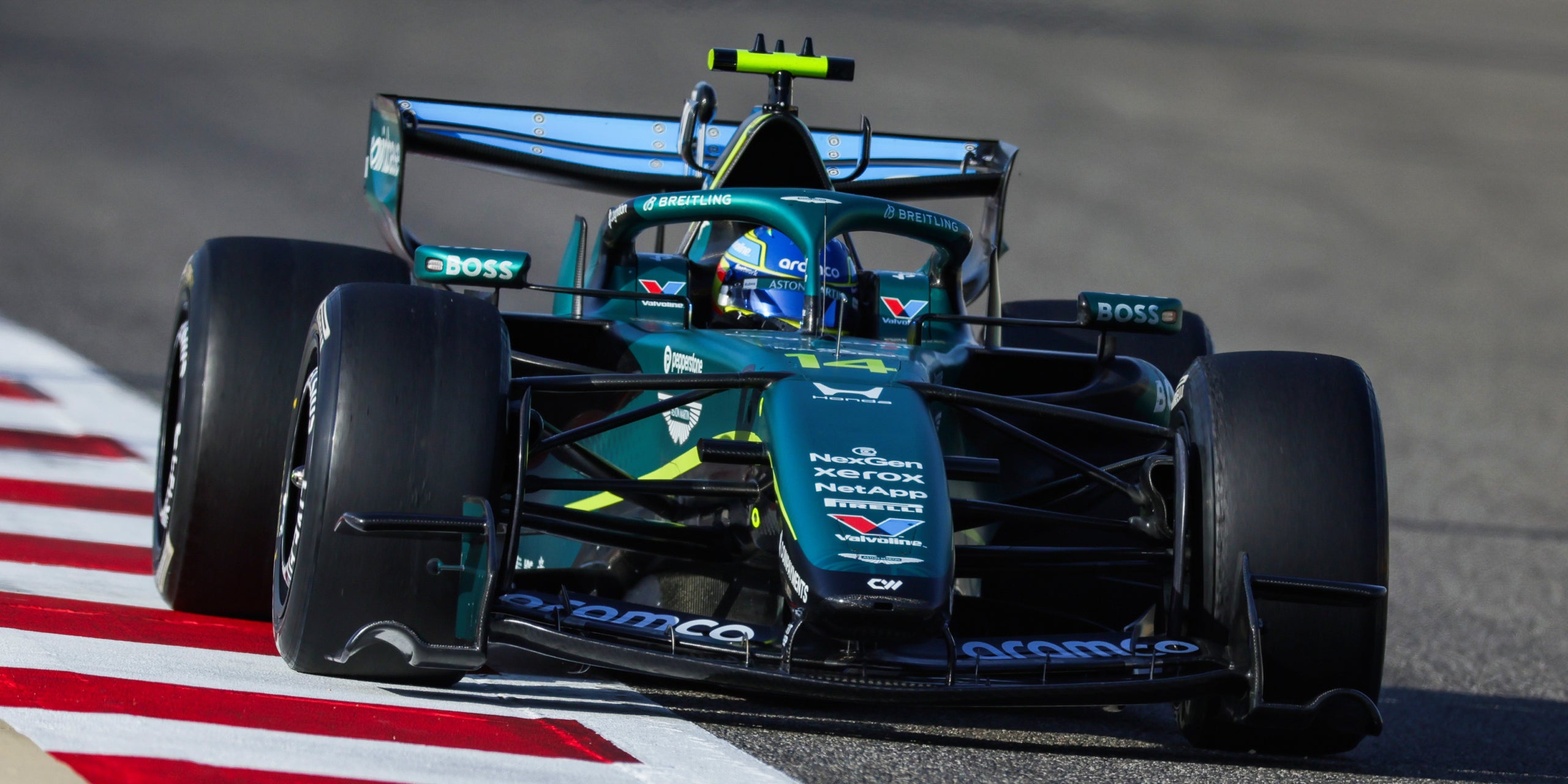 Fernando Alonso, conduint l'Aston Martin durant la pretemporada 2026 | Europa Press