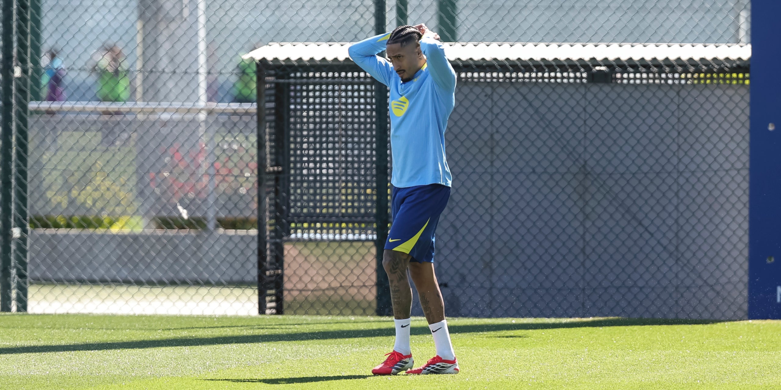 Raphinha, durant un entrenament amb el Barça | Europa Press