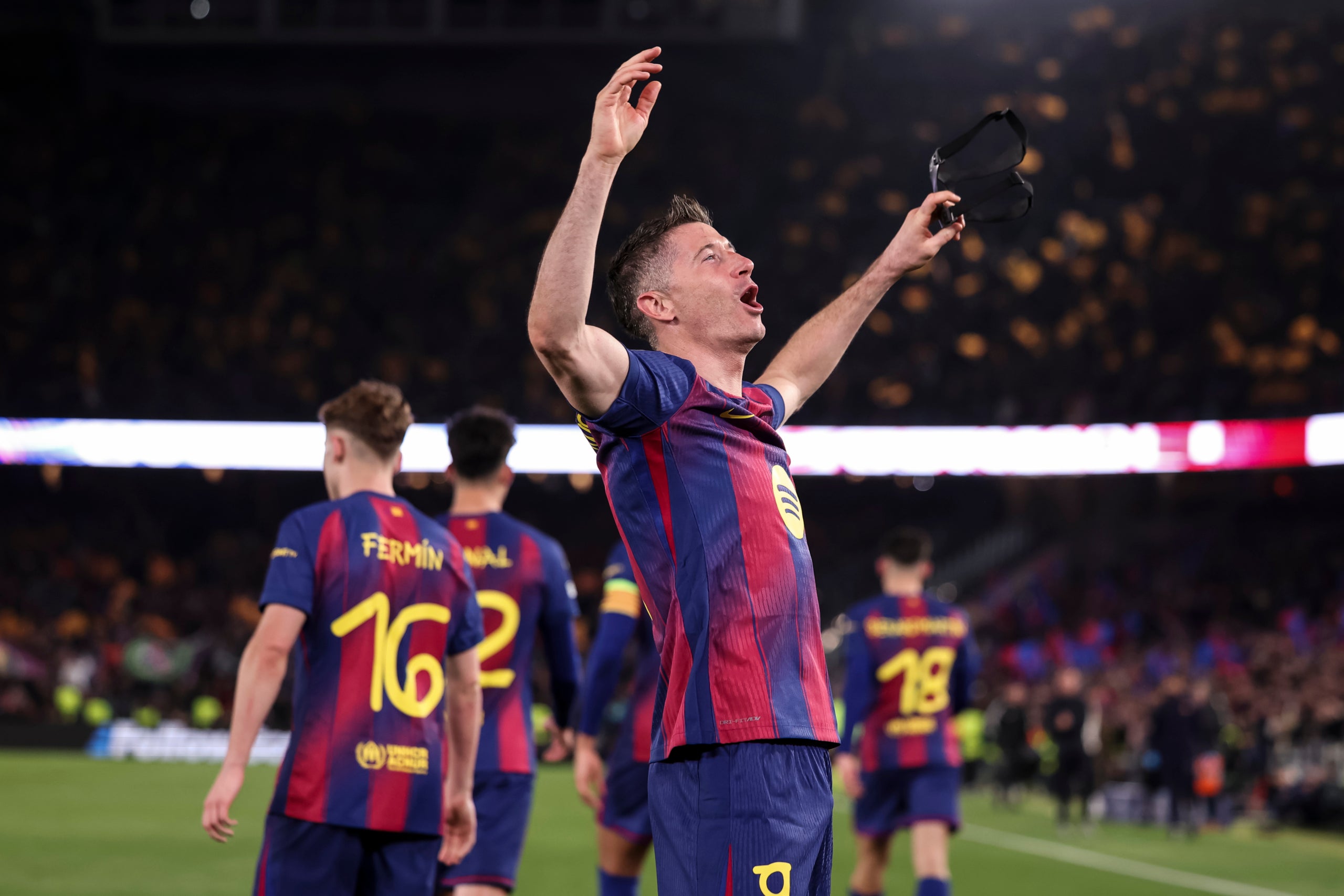 Robert Lewandowski, celebrant un dels seus gols contra el Newcastle | Europa Press