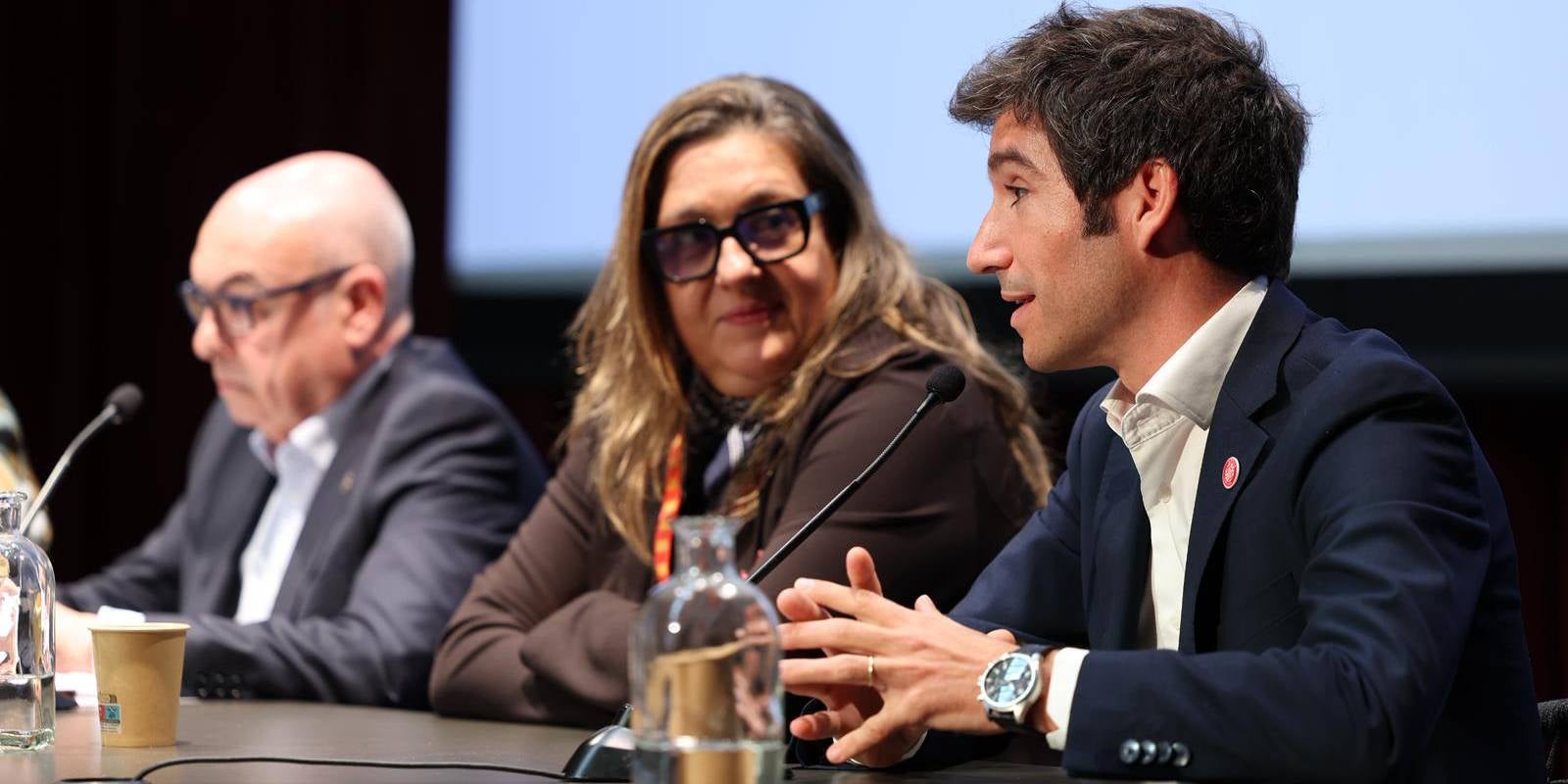 Xavier Andreu, Elena Fort i Nacho Mas-Bagà, durant la xerrada | Plataforma per la Llengua