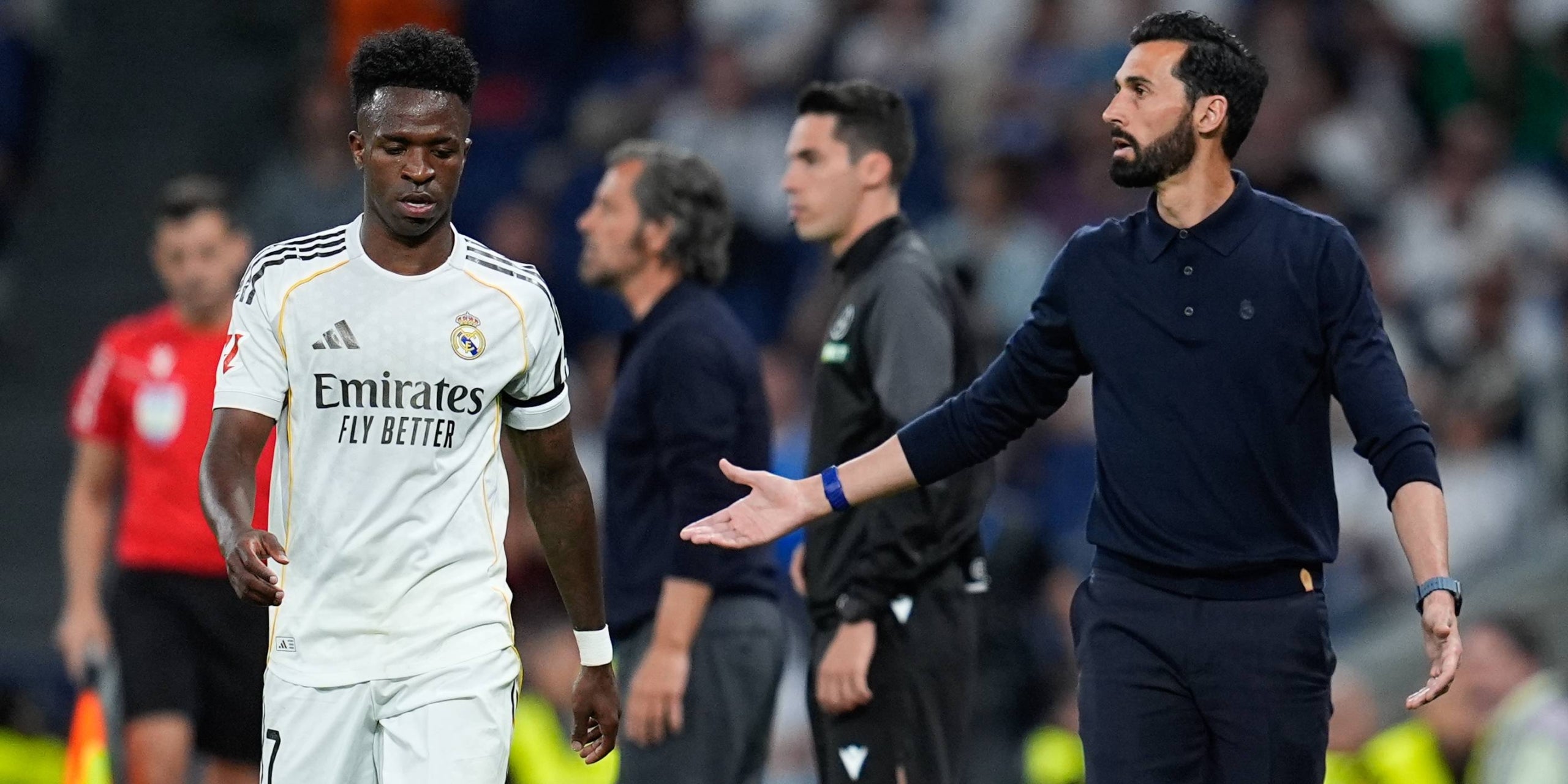 Vinicius Jr. i Álvaro Arbeloa, durant el Madrid-Alabès | Europa Press