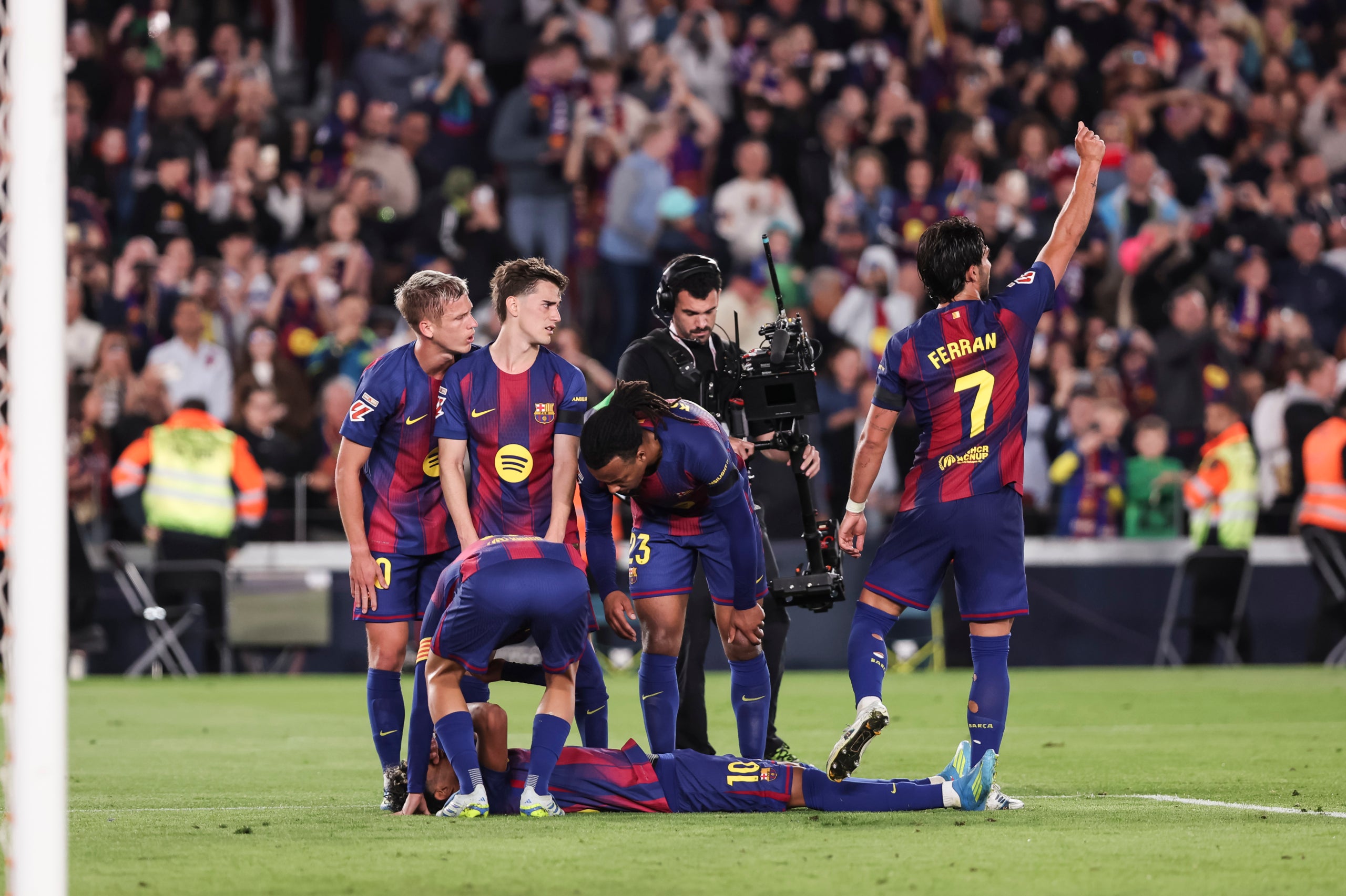 La lesió de Lamine Yamal contra el Celta. | Europa Press