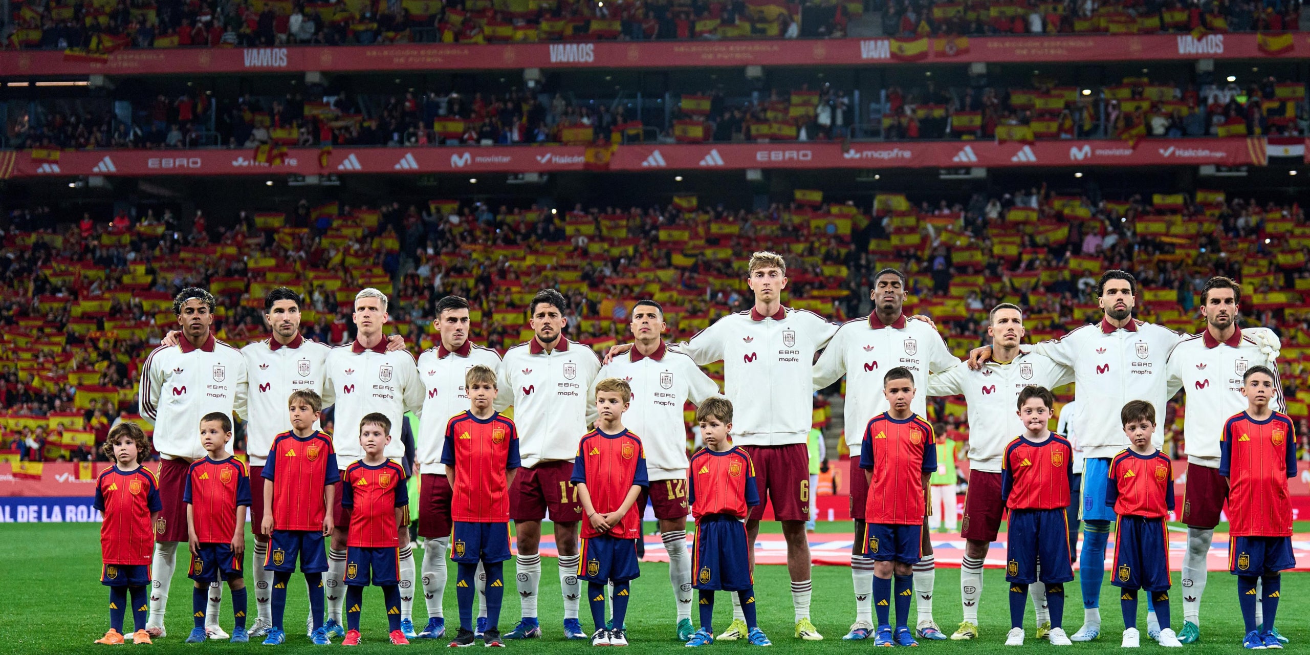 Els jugadors de la selecció espanyola, abans de l'Espanya-Egipte | @SEFutbol