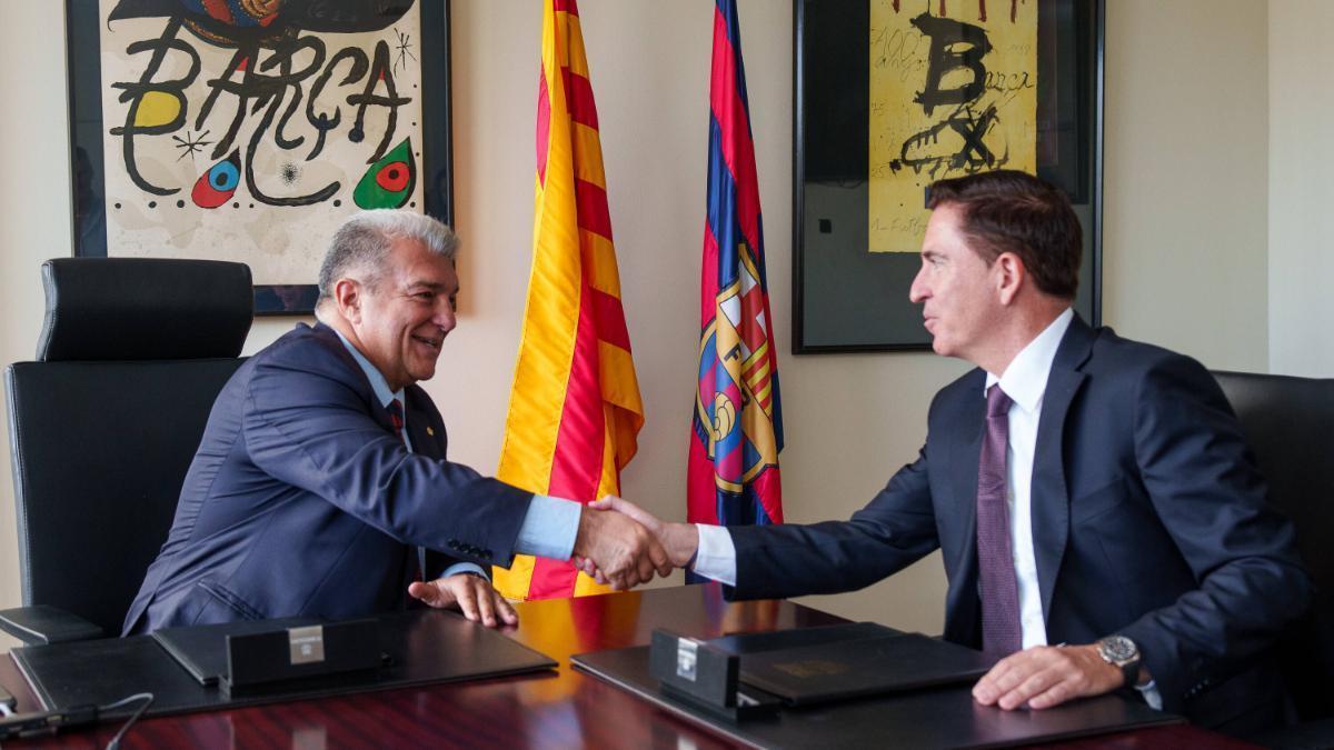 Joan Laporta i Xavi Pascual, en el moment del fitxatge de l'entrenador | FC Barcelona