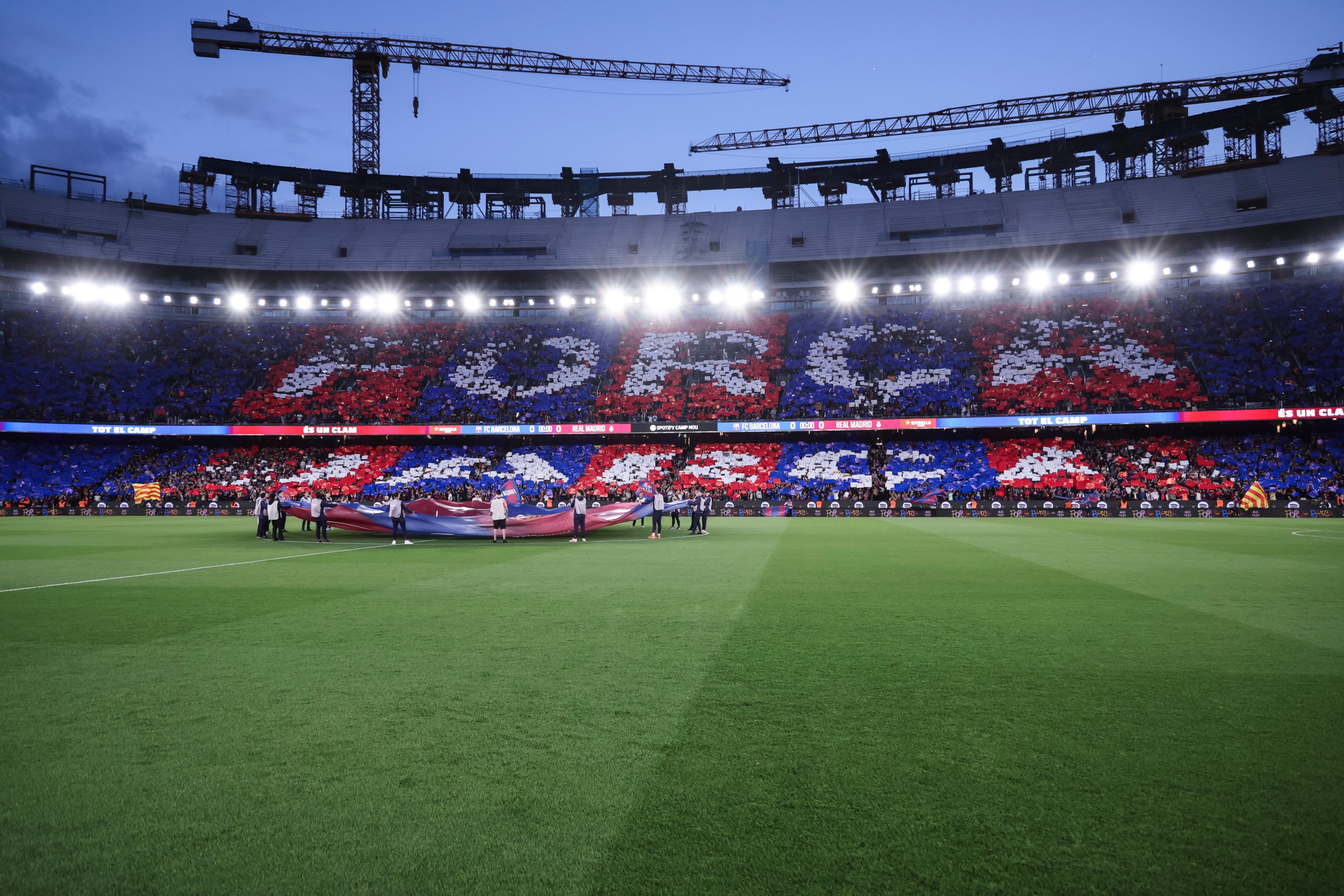 El Barça ha rebut el Madrid amb un mosaic a l'Spotify Camp Nou | Europa Press