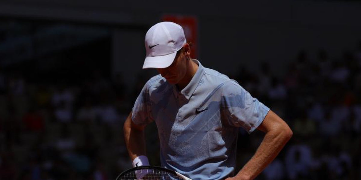 Jannik Sinner, durante un partido en Roland Garros | @rolandgarros