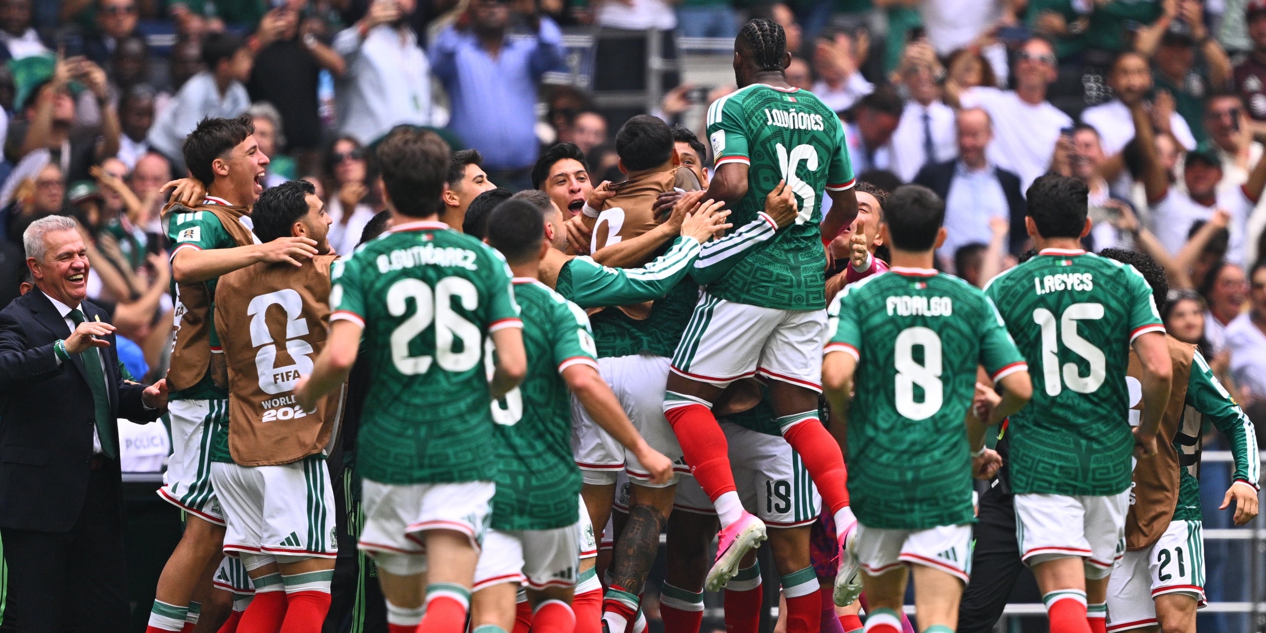 Els jugadors de la selecció mexicana, celebrant un gol contra Sud-àfrica al Mundial 2026 | Europa Press