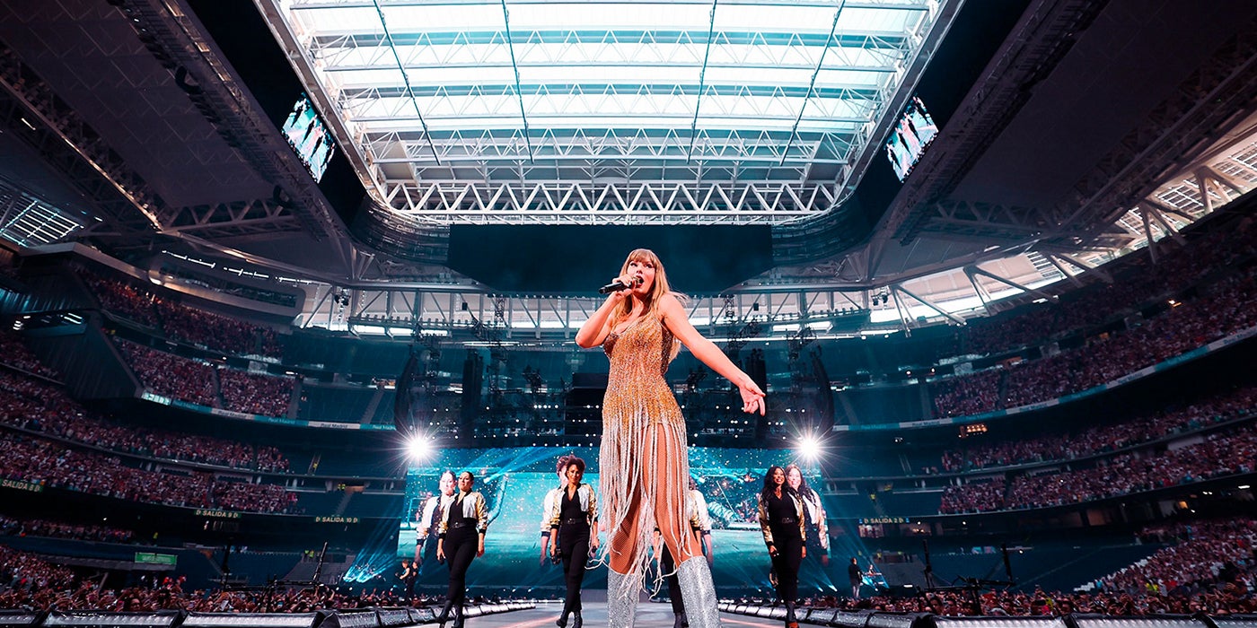 Taylor Swift, durant un dels seus concerts al Santiago Bernabéu | Reial Madrid