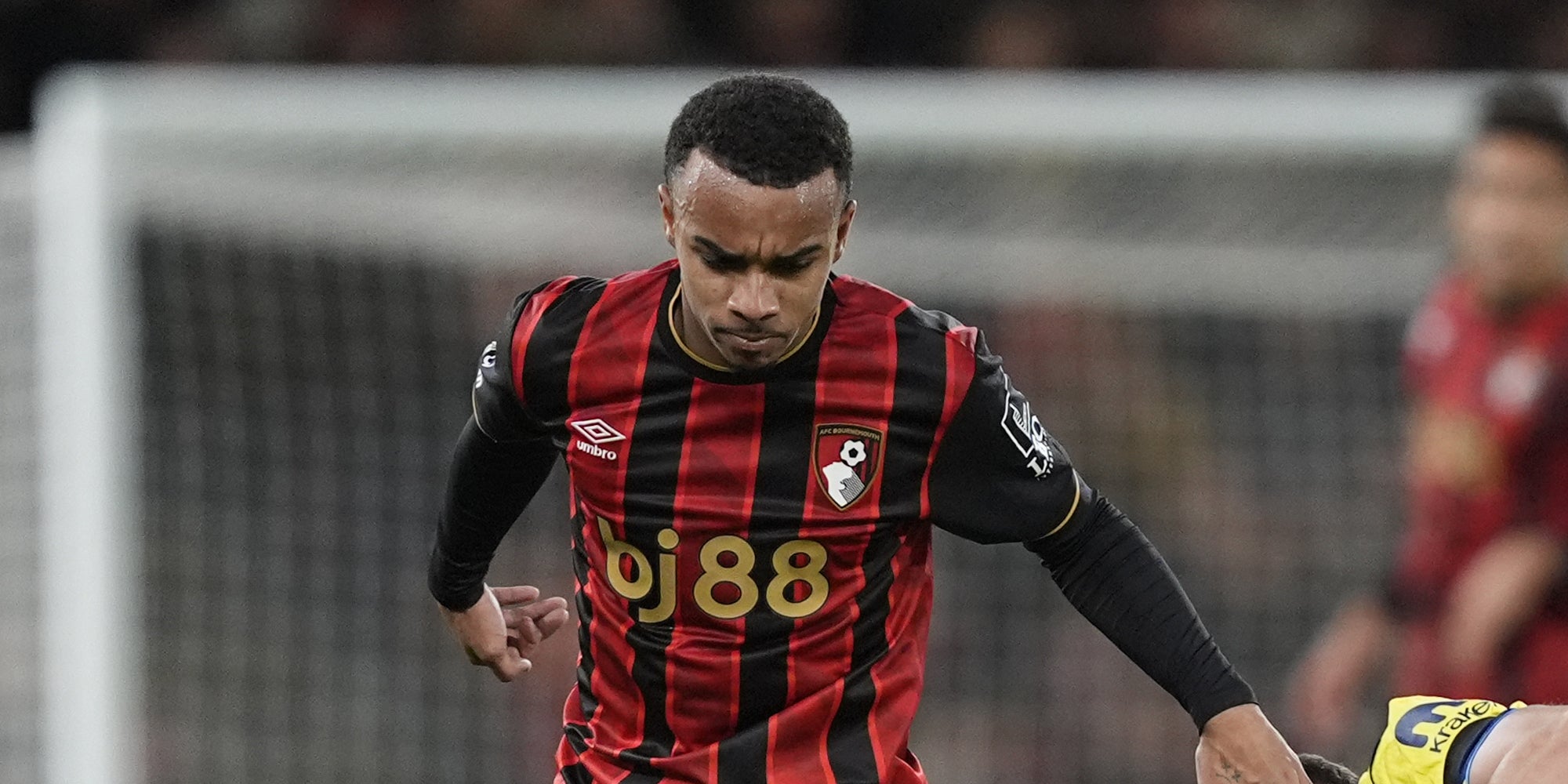 Eli Junior Kroupi, durant un partit amb el Bournemouth | Europa Press