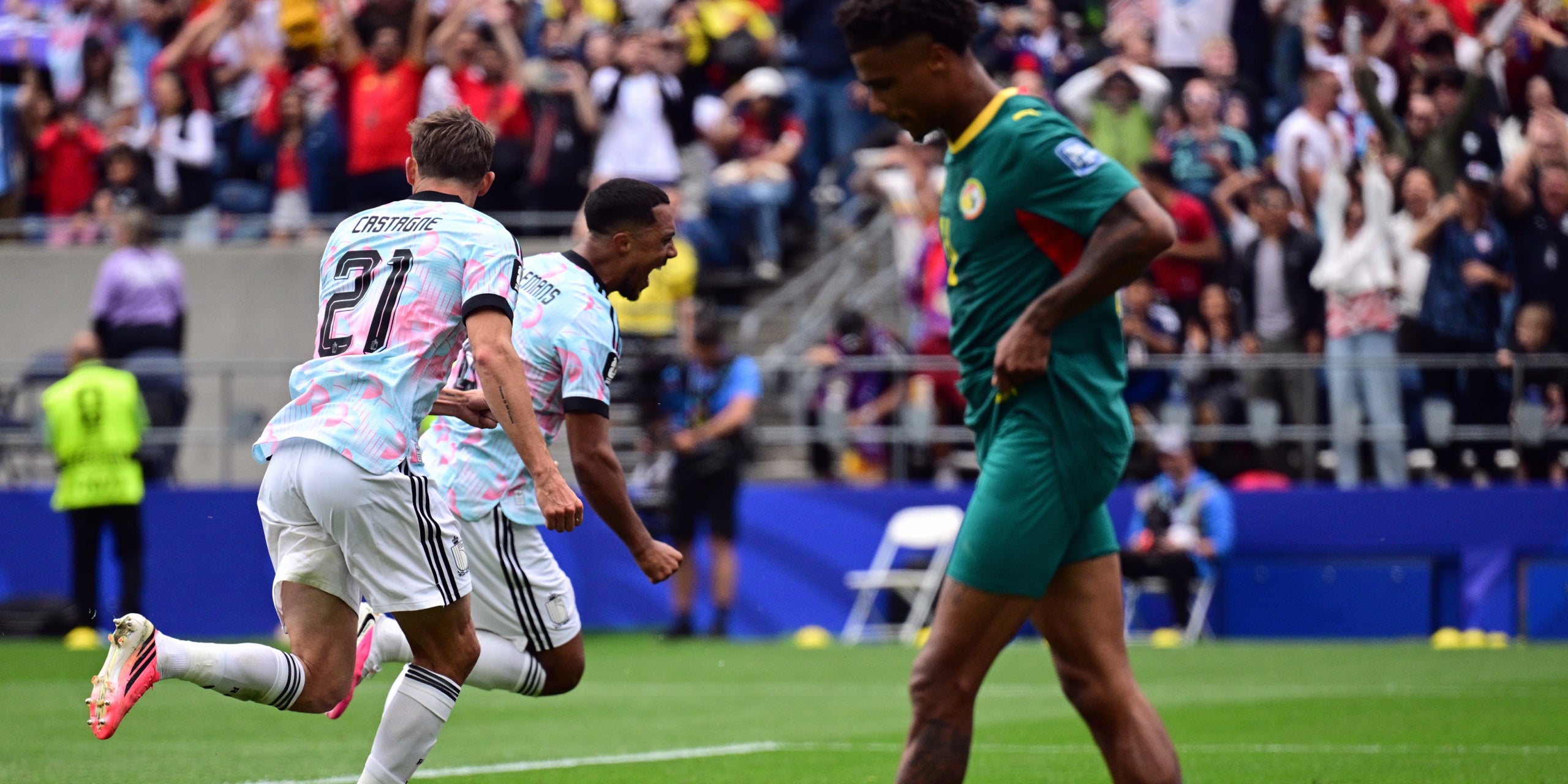 Youri Tielemans, celebrant un dels seus gols contra el Senegal | Europa Press