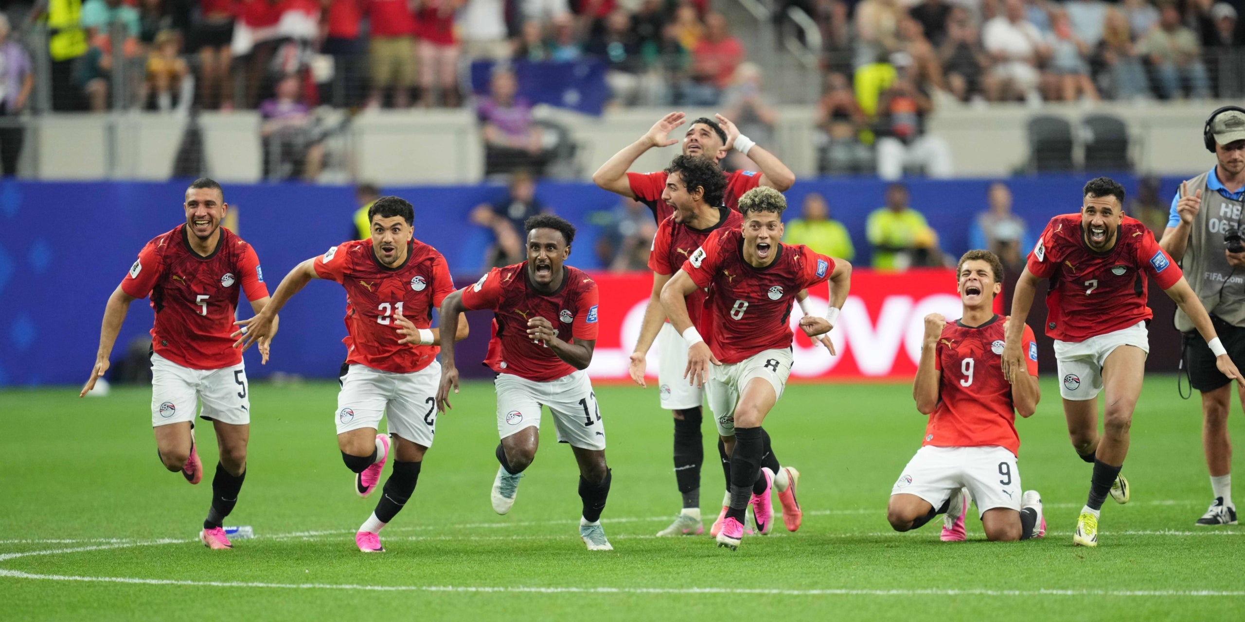 Els jugadors d'Egipte celebrant la victòria als penals. | Europa Press