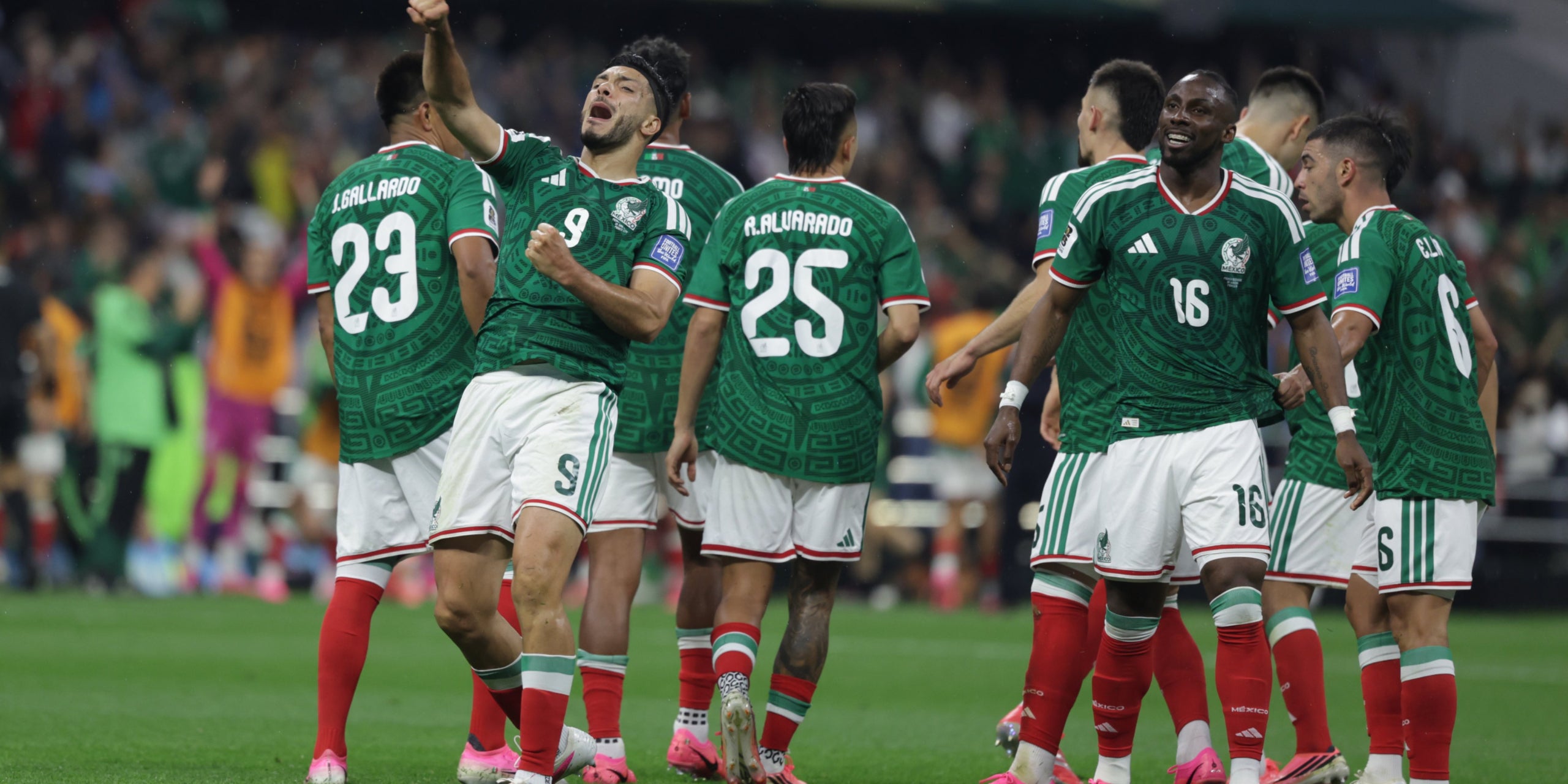 Els jugadors de la selecció mexicana, celebrant un dels gols contra l'Equador | @miseleccionmx